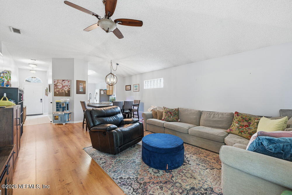 8841 CHAMBORE Drive