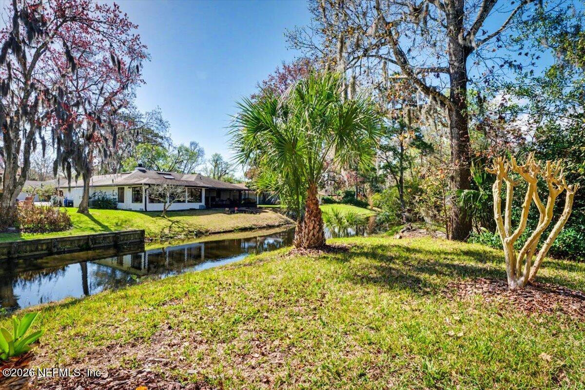 77 SANCHEZ Drive E