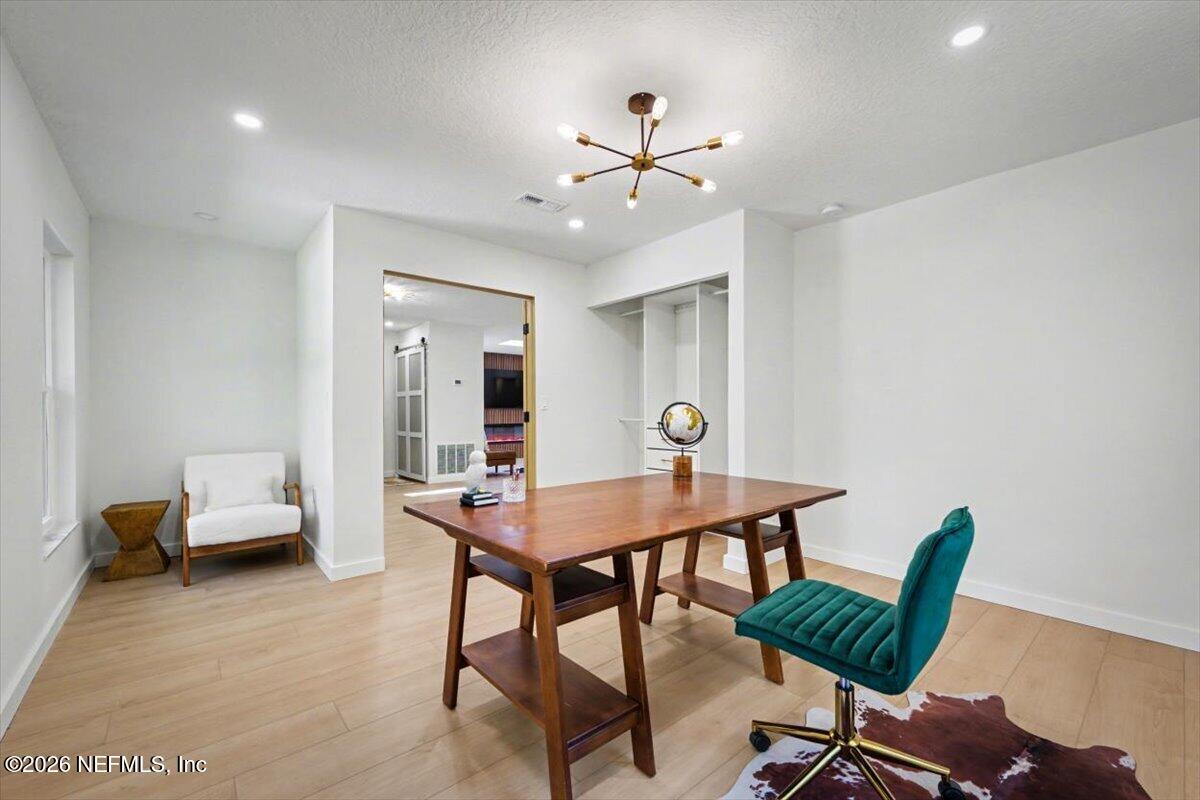 77 SANCHEZ Drive E
