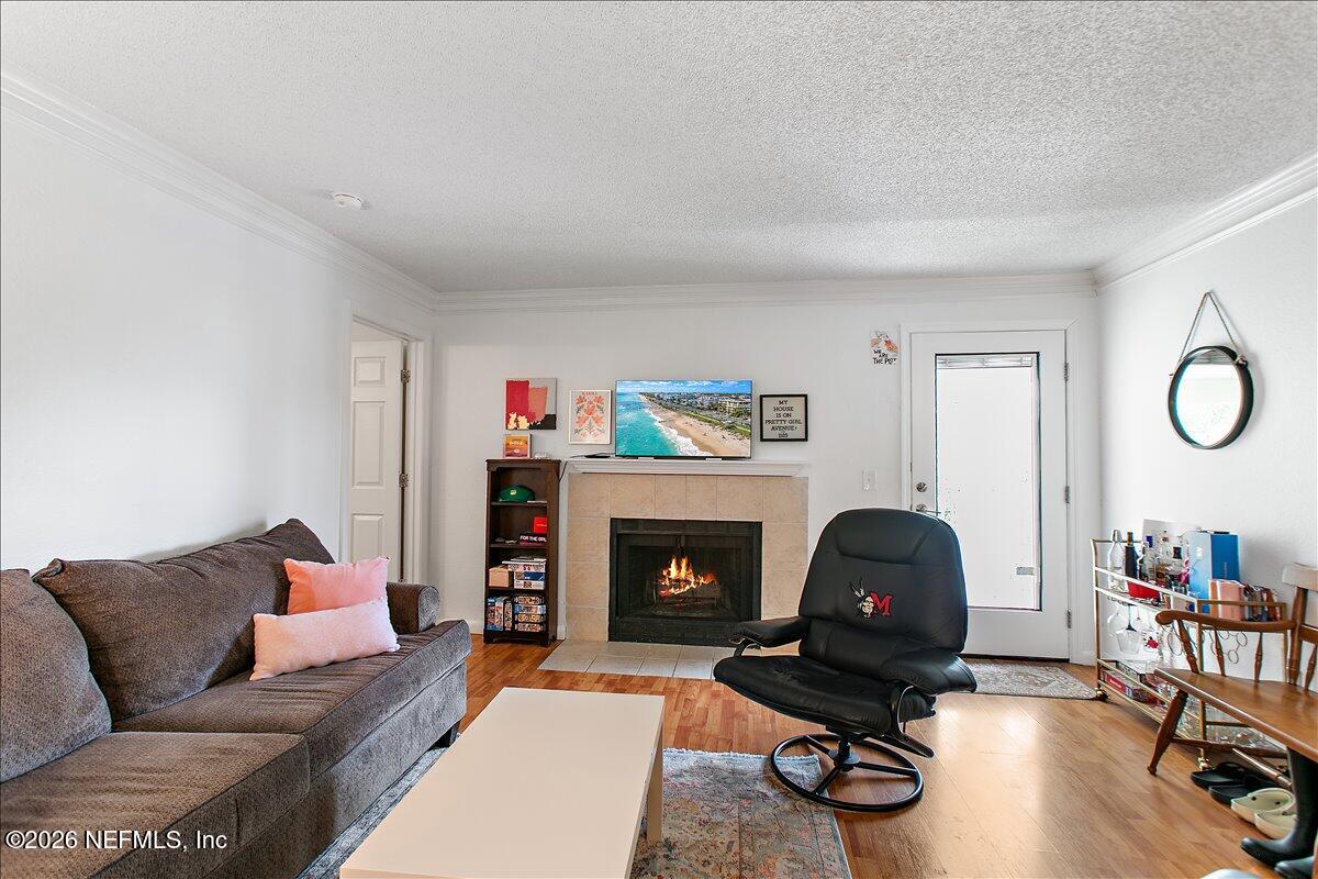 100 FAIRWAY PARK Boulevard 1103