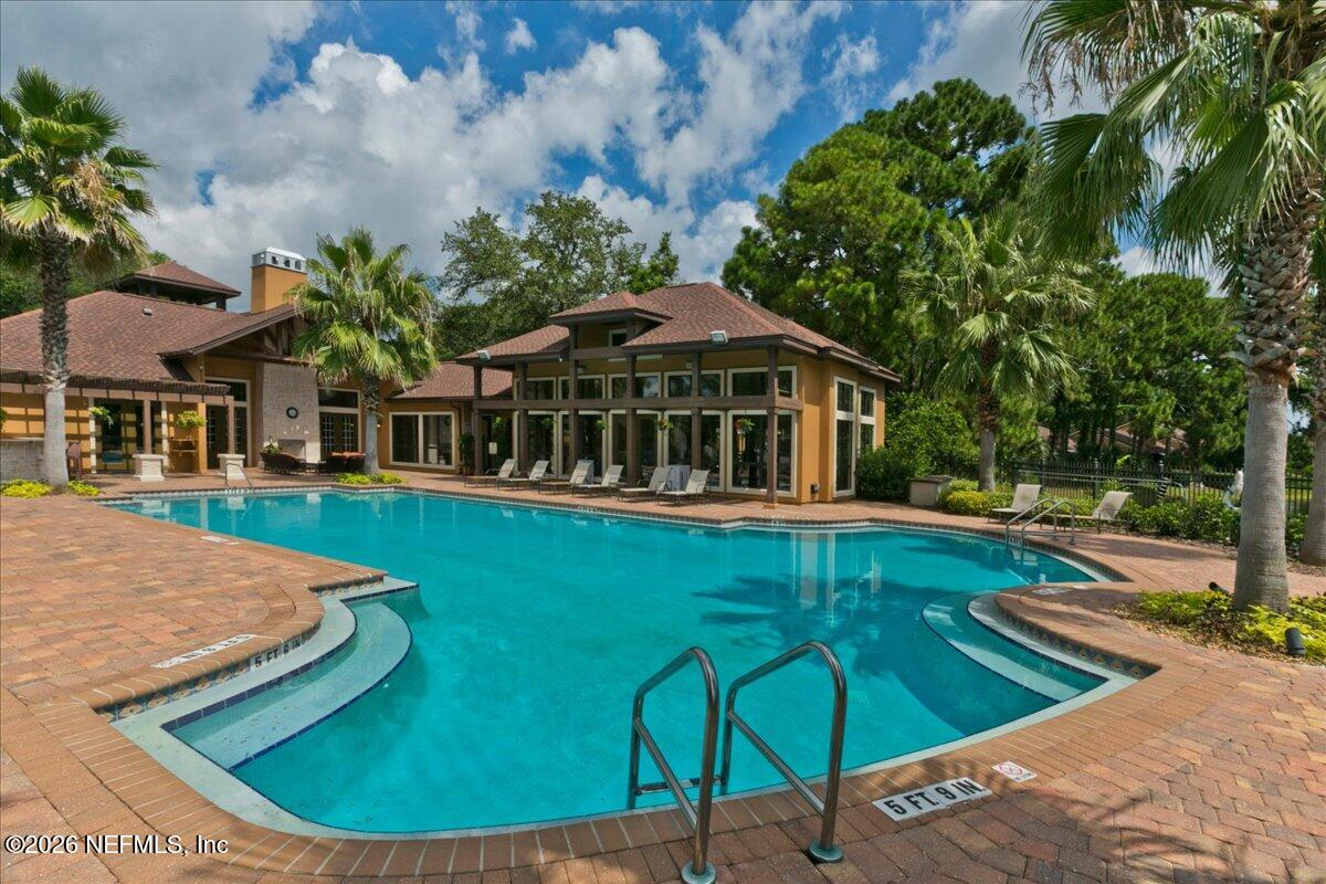 100 FAIRWAY PARK Boulevard 1103