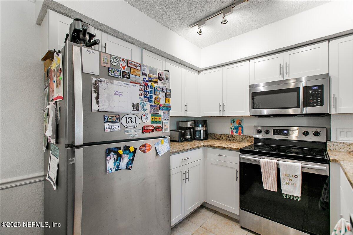 100 FAIRWAY PARK Boulevard 1103