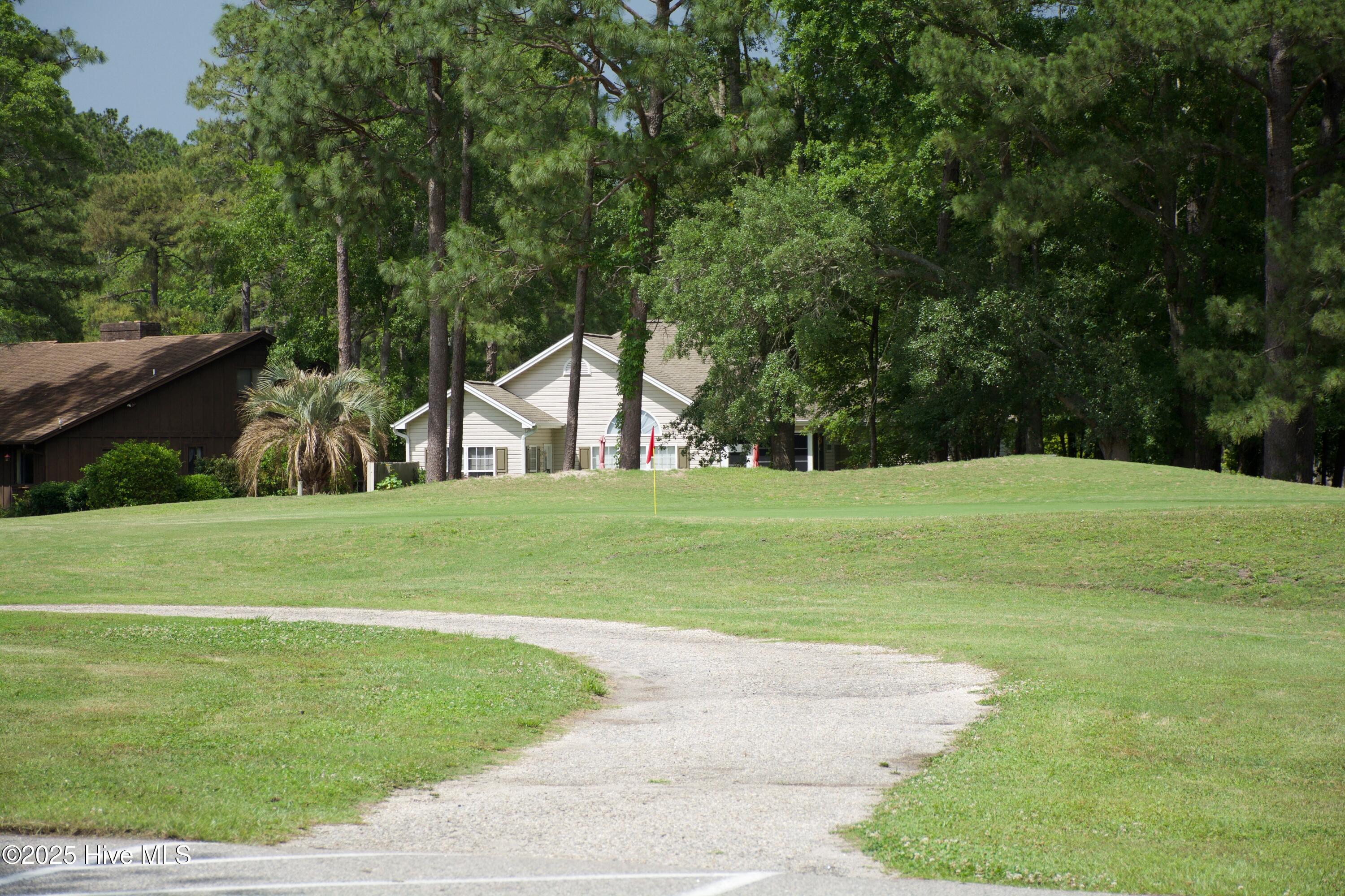 4 Golf Crest Court