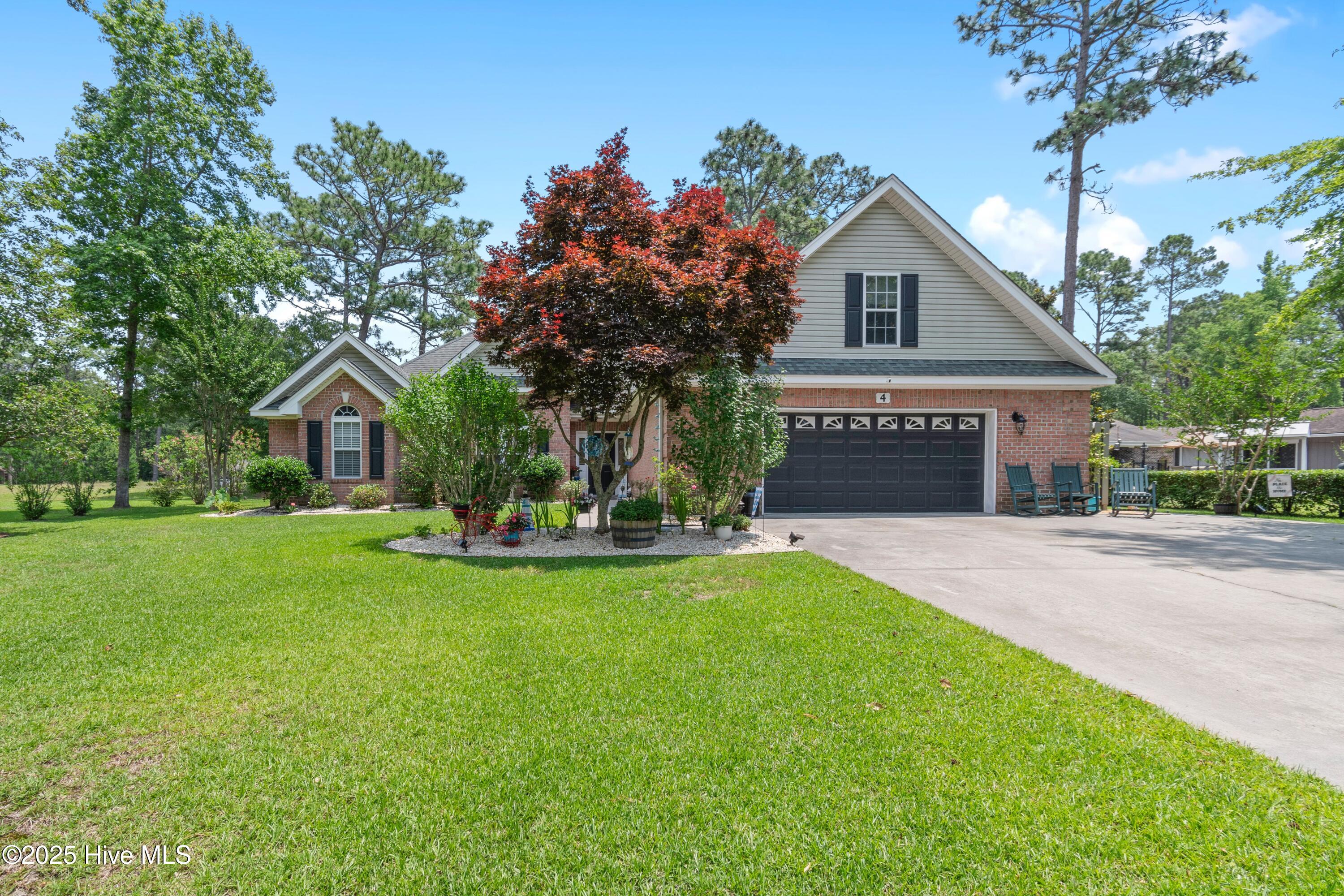 4 Golf Crest Court