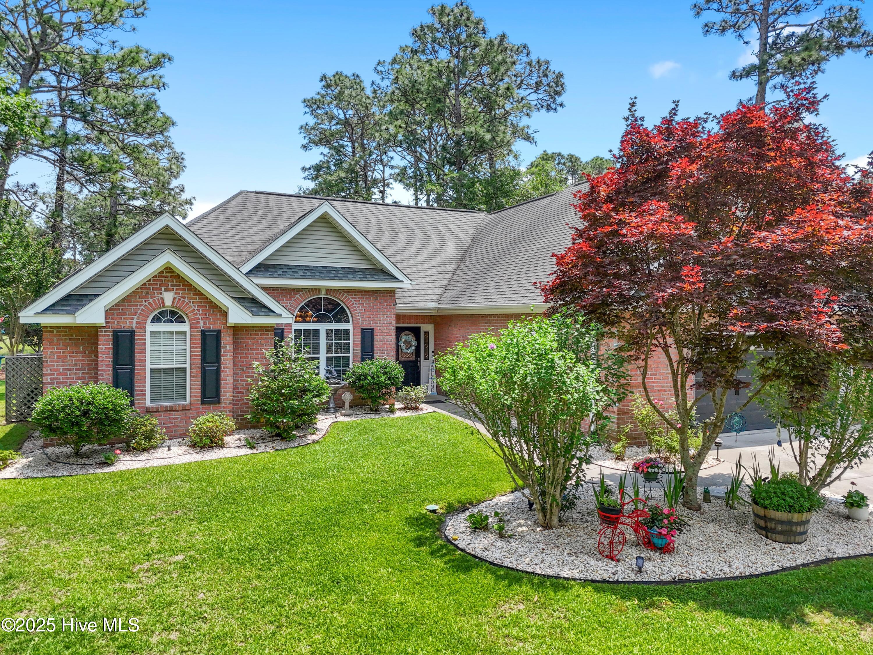 4 Golf Crest Court