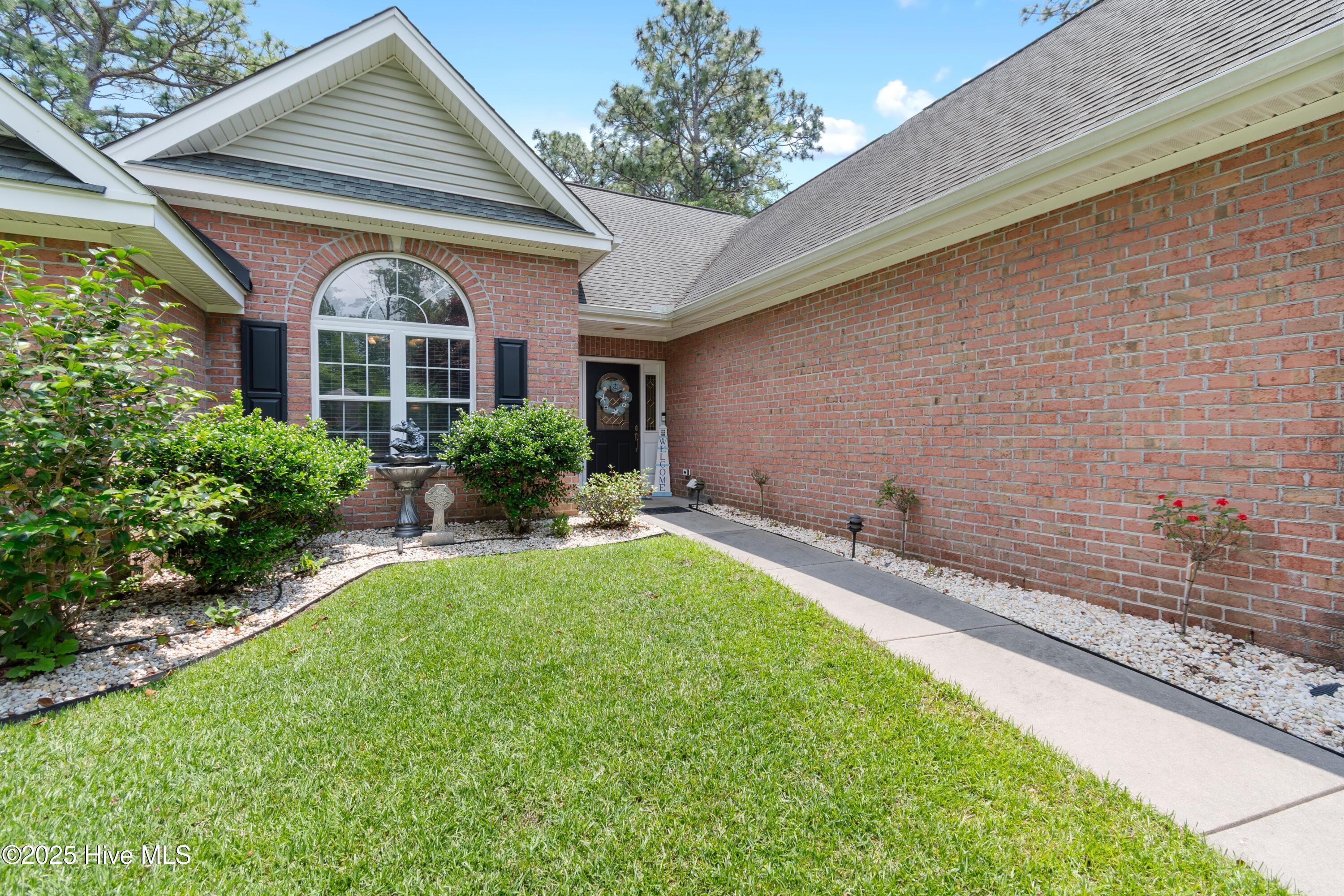 4 Golf Crest Court