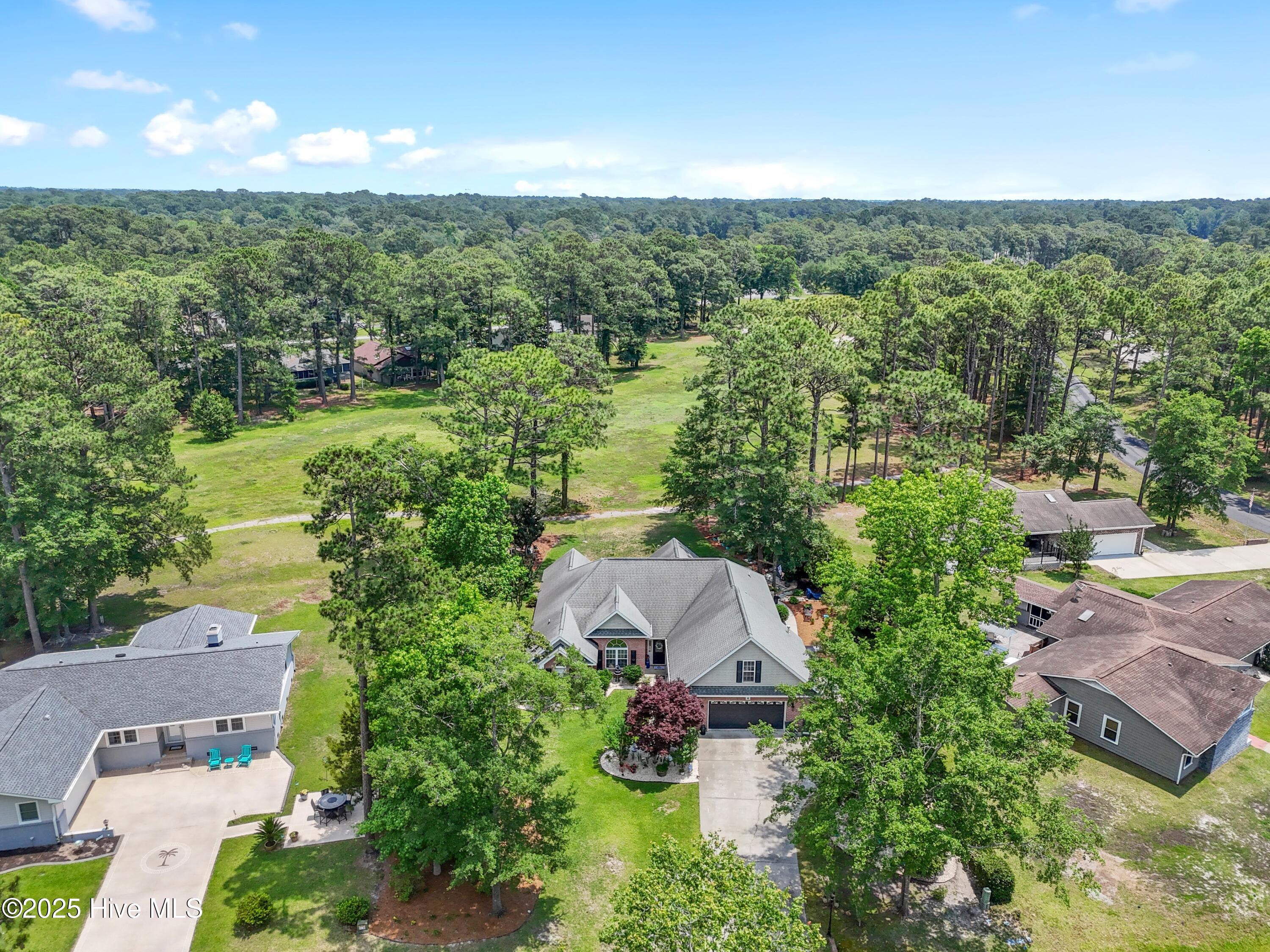 4 Golf Crest Court