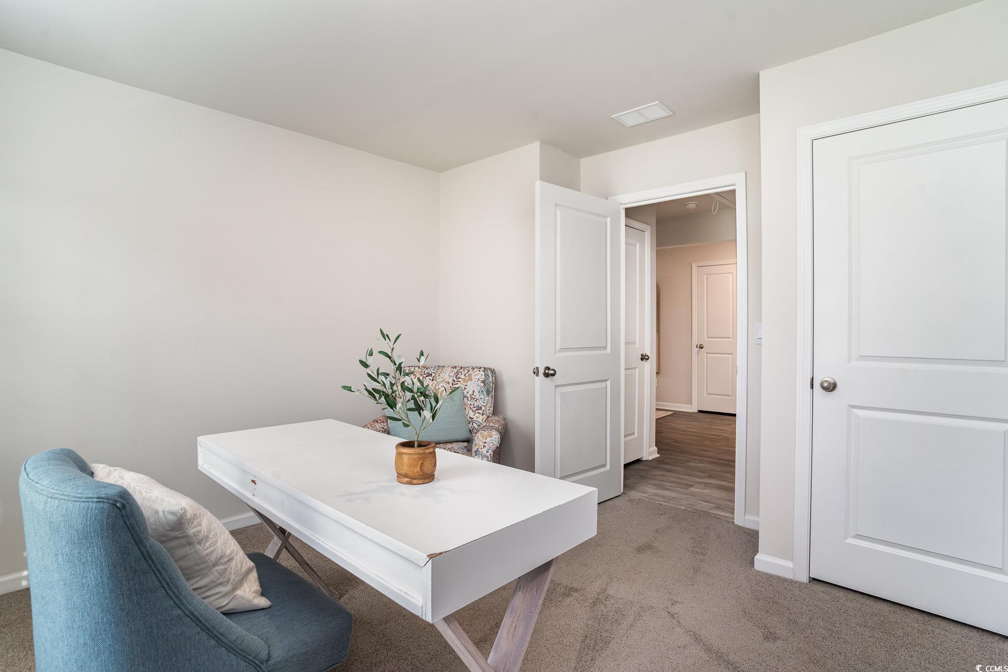 127 Cambridge Dr.