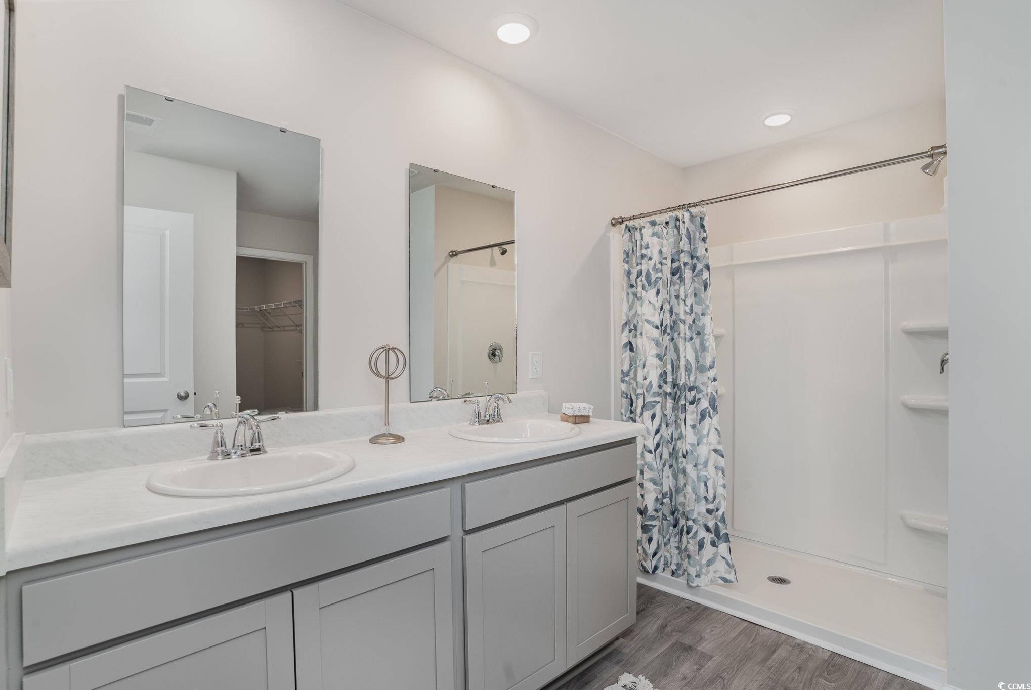 127 Cambridge Dr.