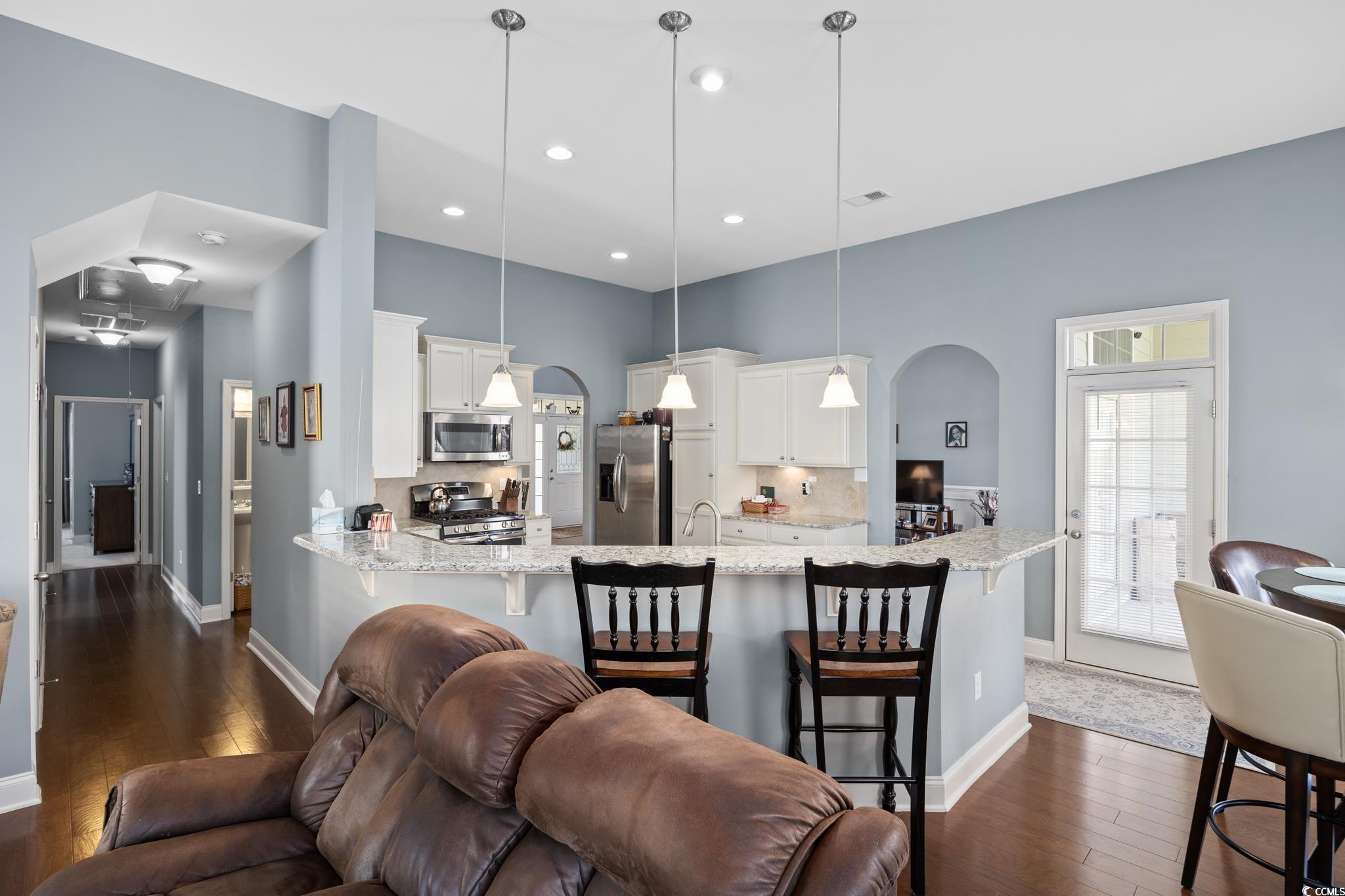 1185 Wyatt Ln.