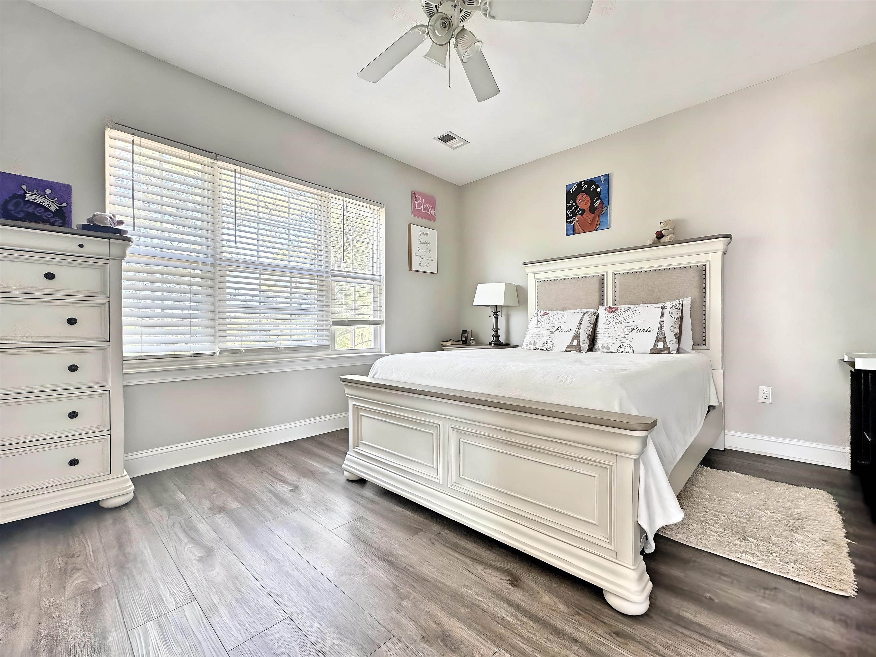 101 Fountain Pointe Ln. Unit: 301