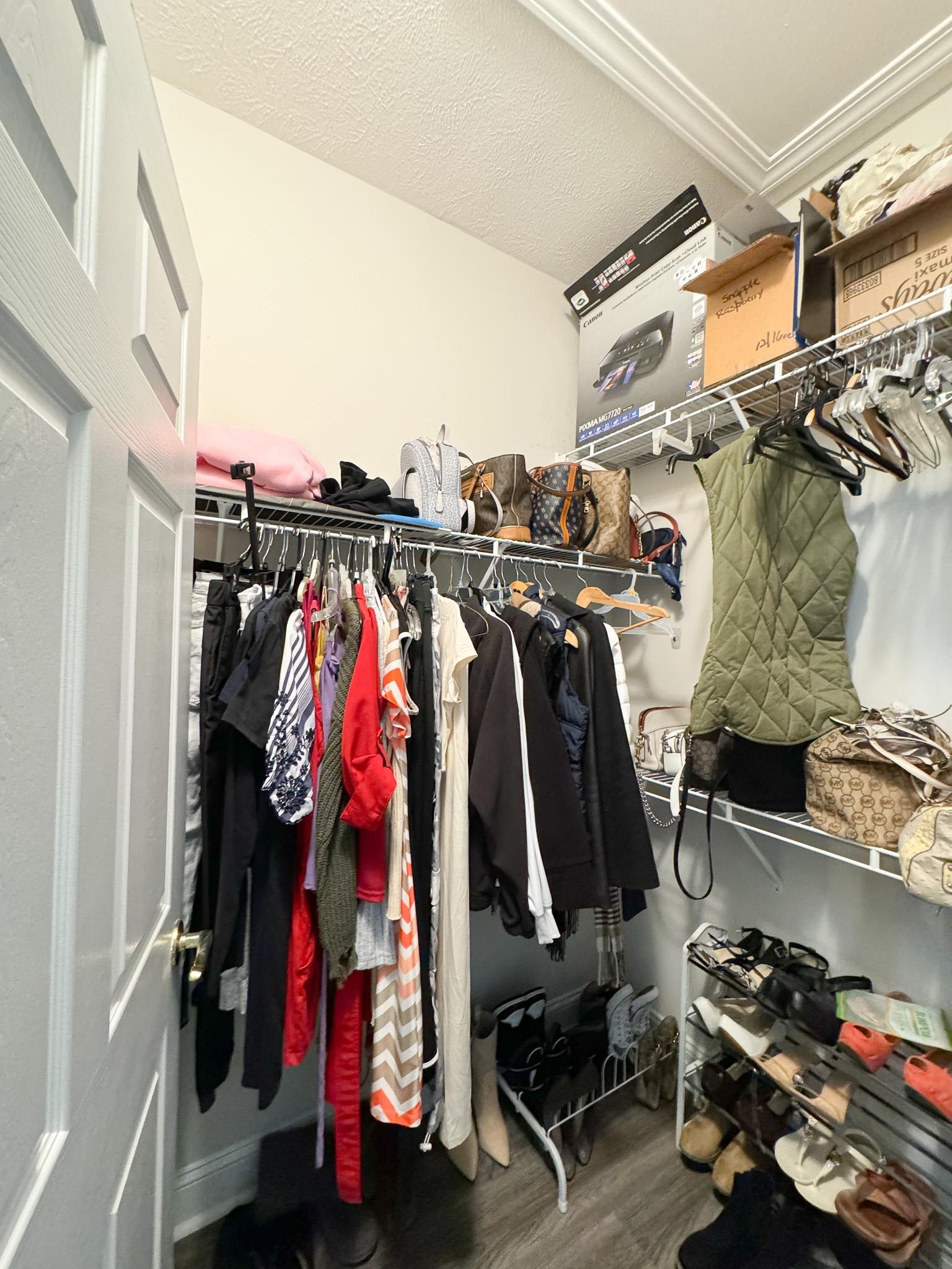 101 Fountain Pointe Ln. Unit: 301