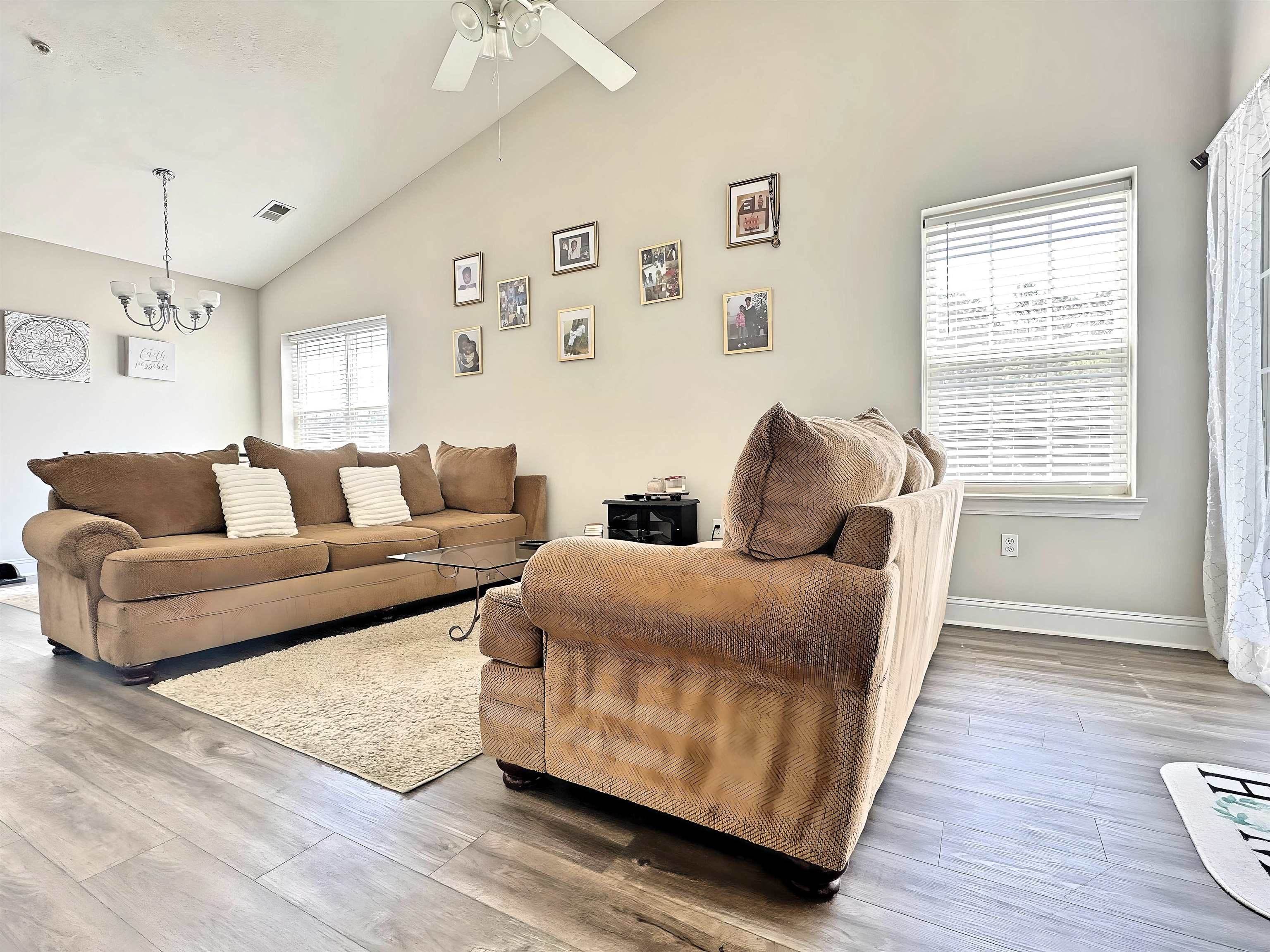 101 Fountain Pointe Ln. Unit: 301
