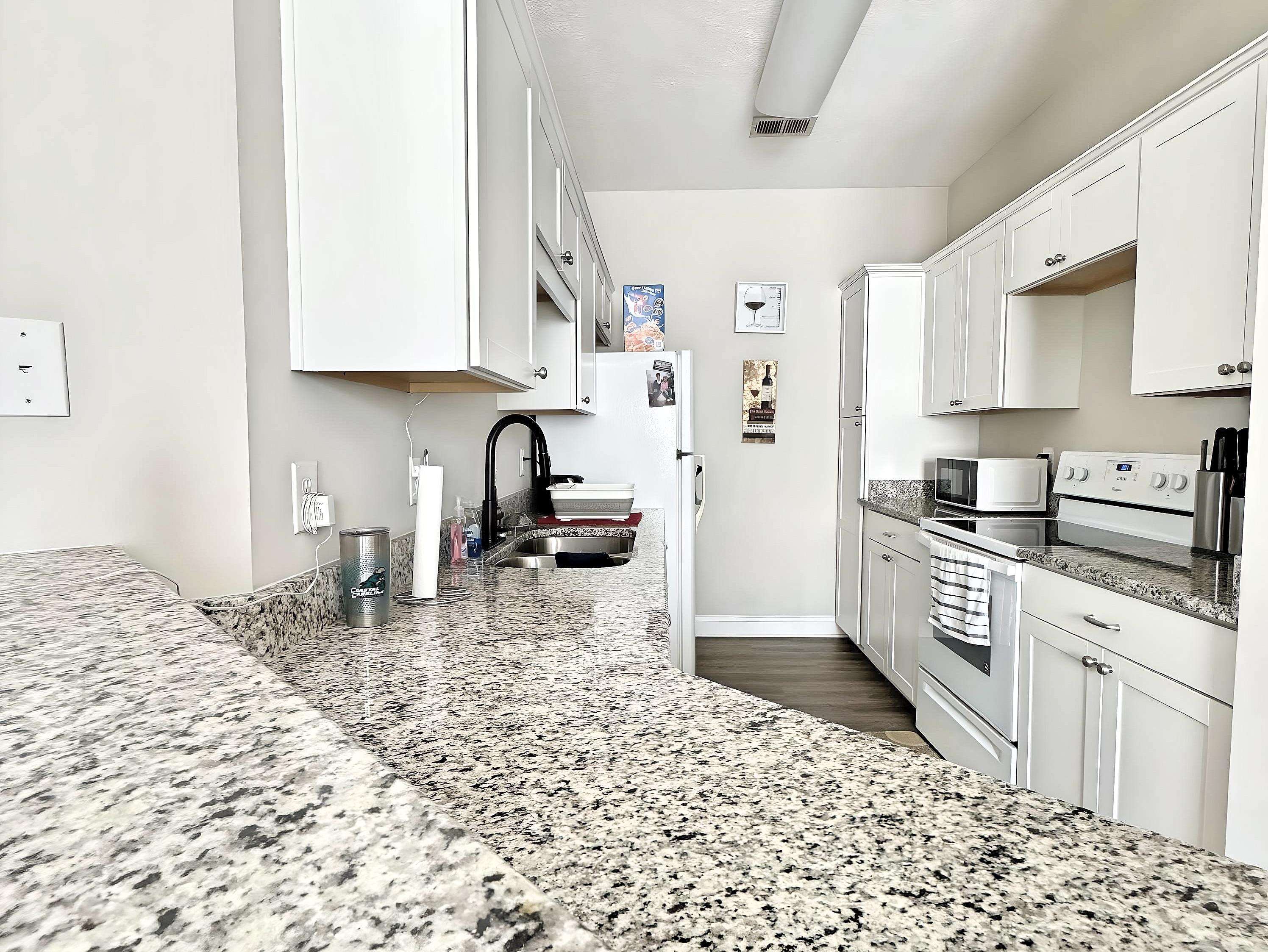 101 Fountain Pointe Ln. Unit: 301