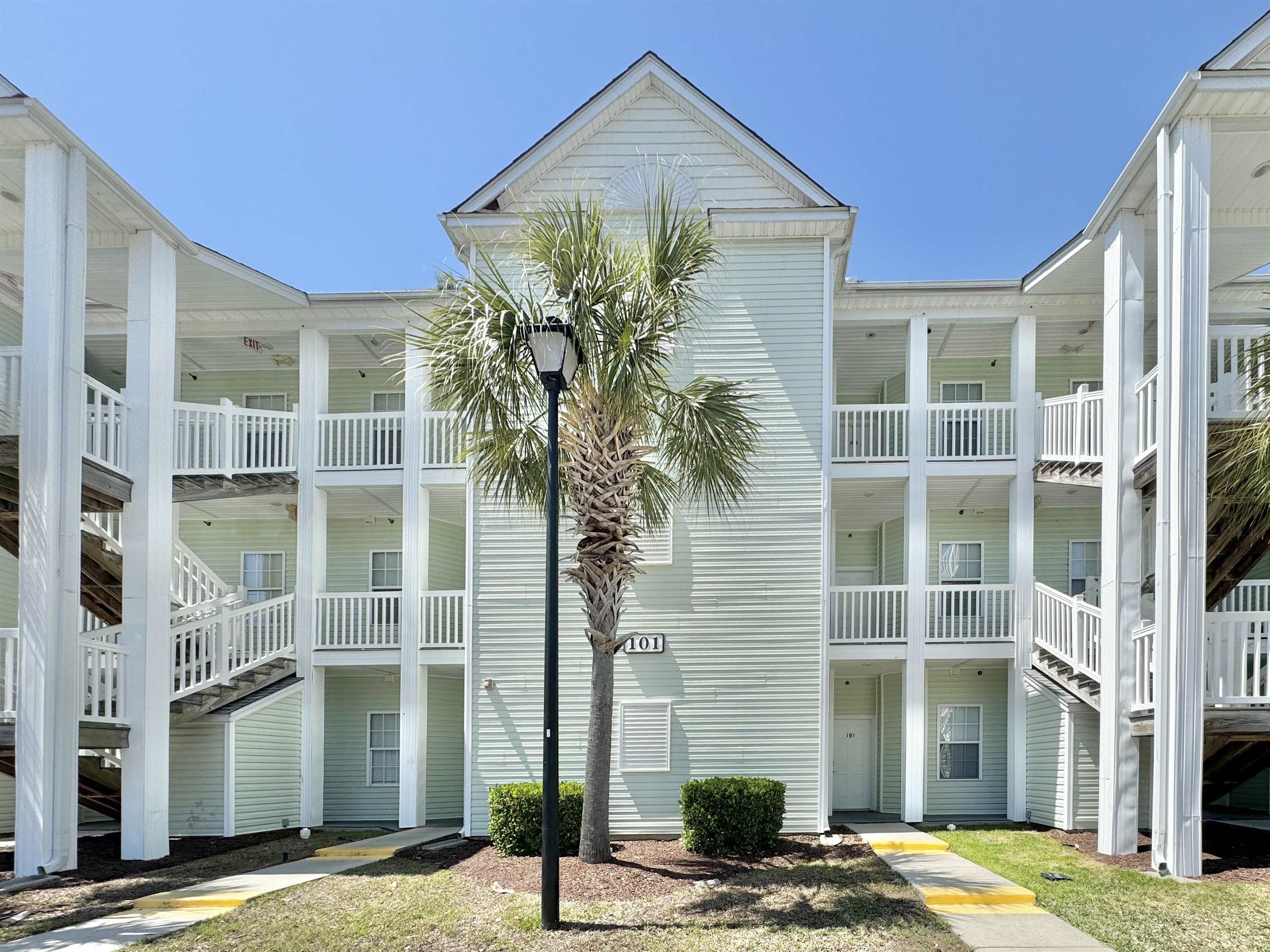 101 Fountain Pointe Ln. Unit: 301