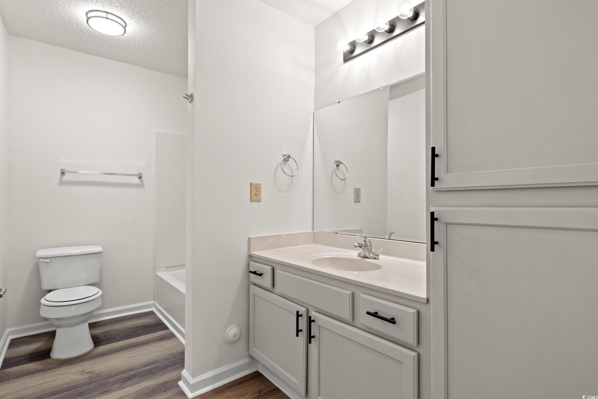 4246 Villas Dr. Unit: 703
