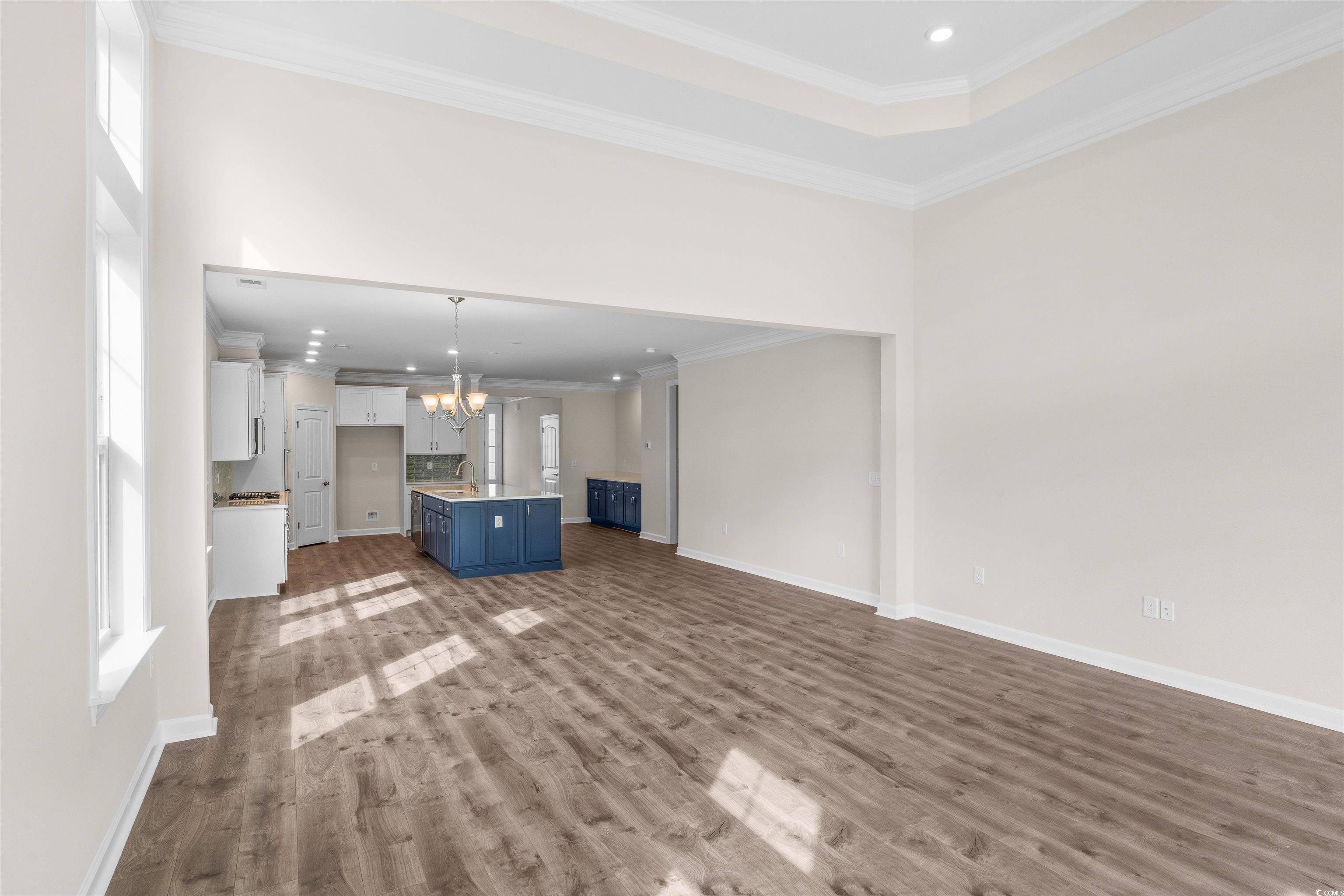 1232 Needle Grass Loop