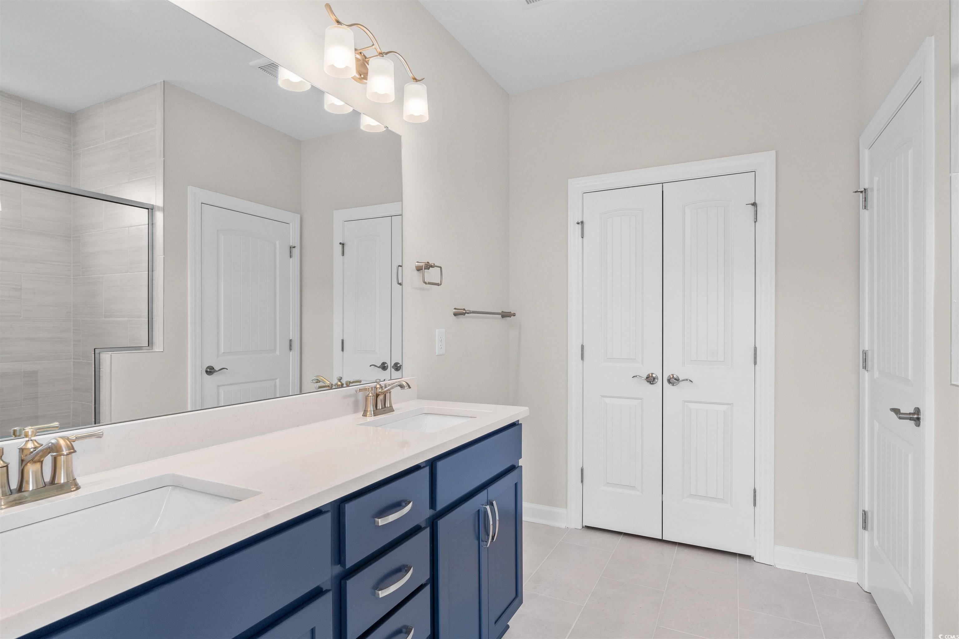 1232 Needle Grass Loop