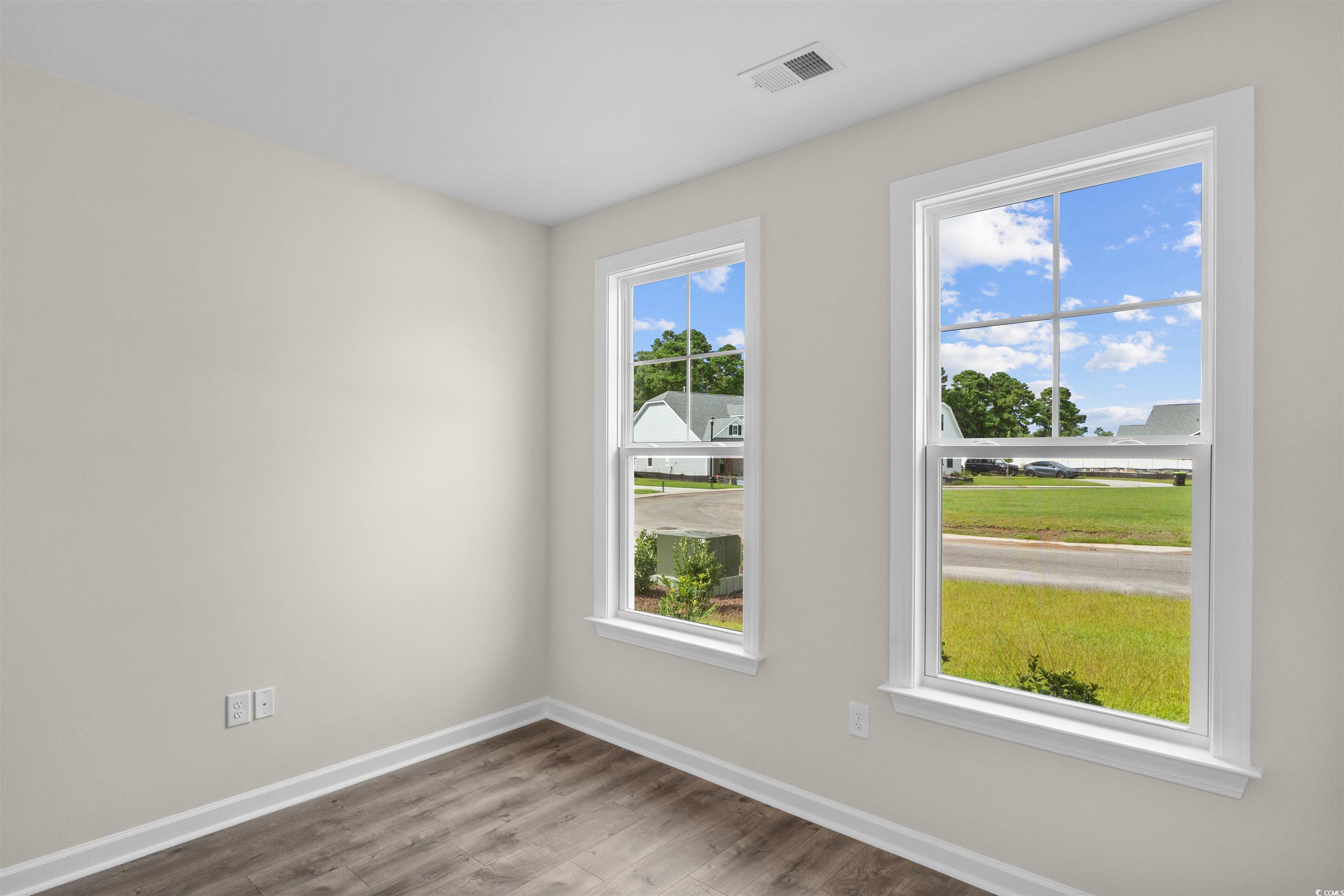 1232 Needle Grass Loop