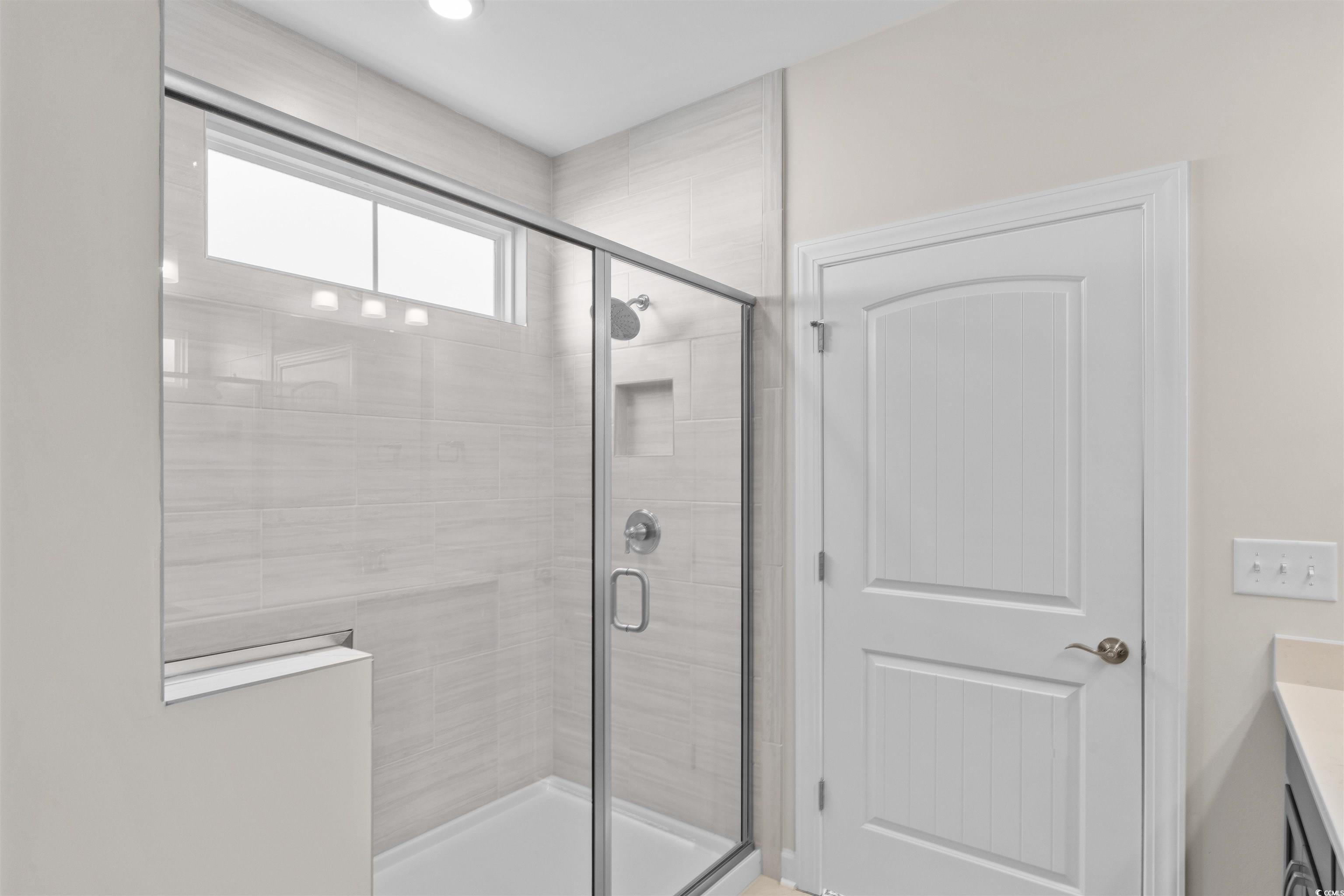 1232 Needle Grass Loop