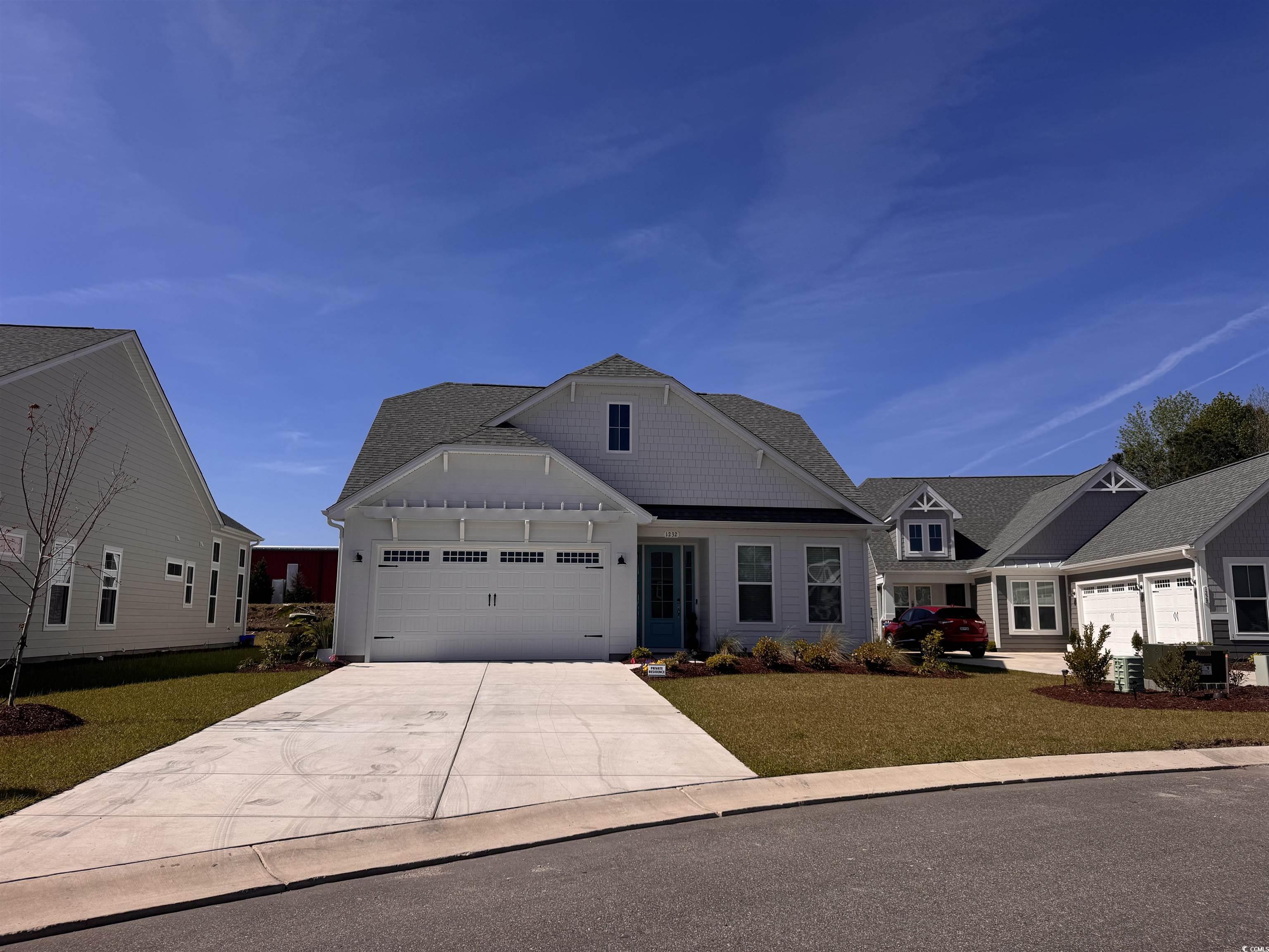 1232 Needle Grass Loop