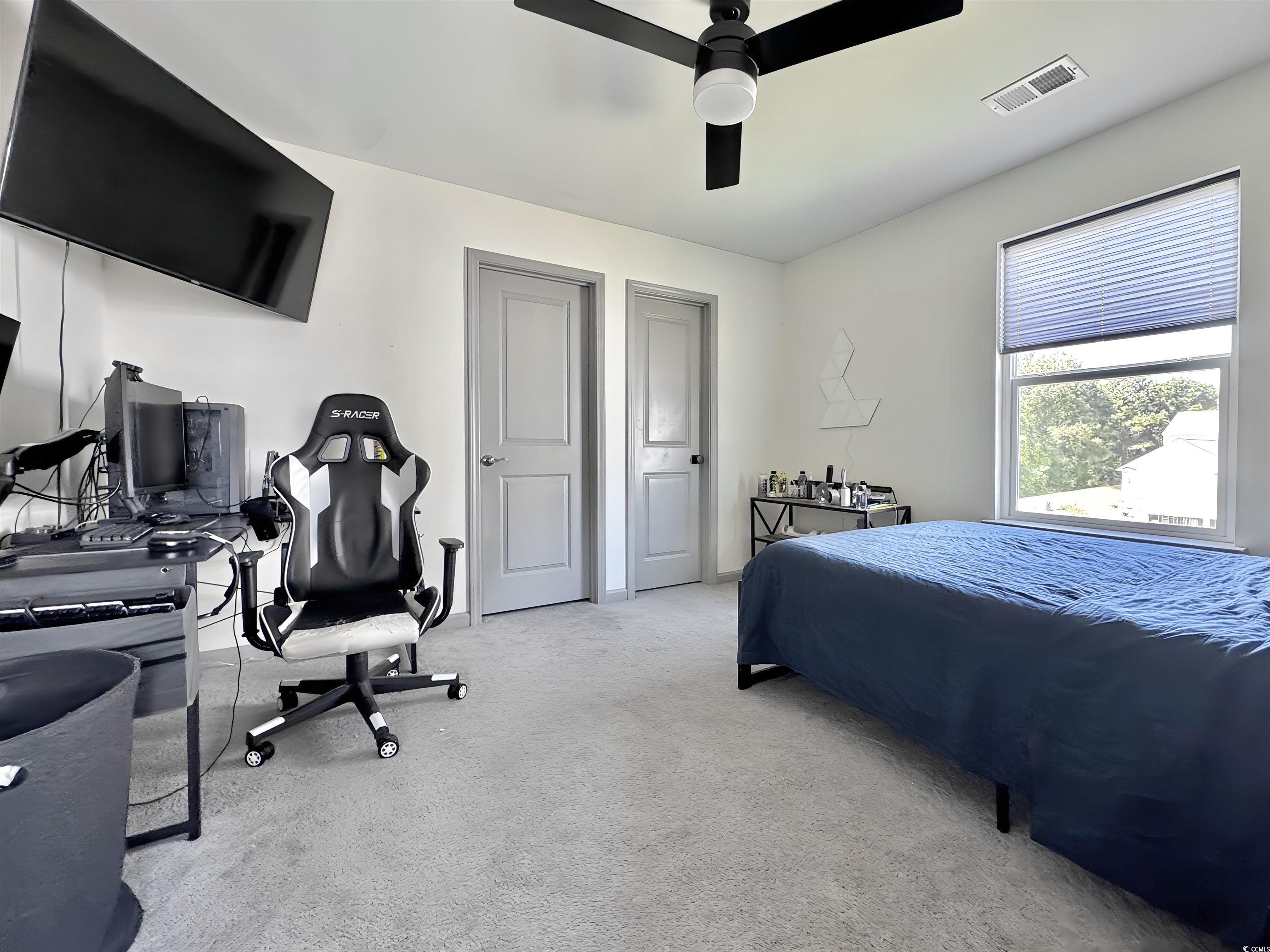 2858 Ellesmere Circle