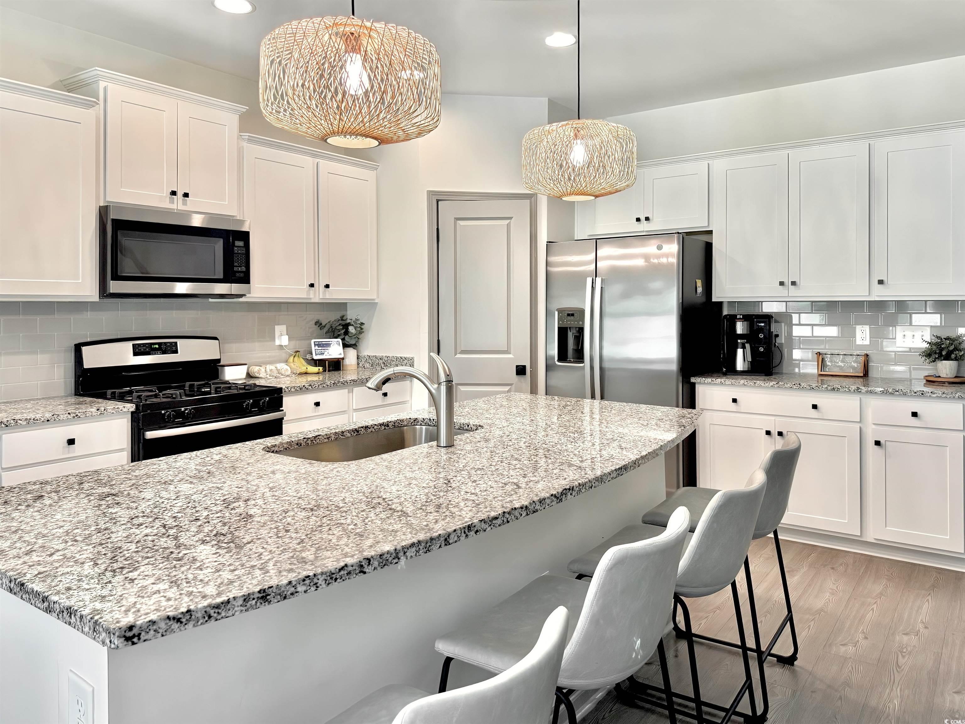 2858 Ellesmere Circle
