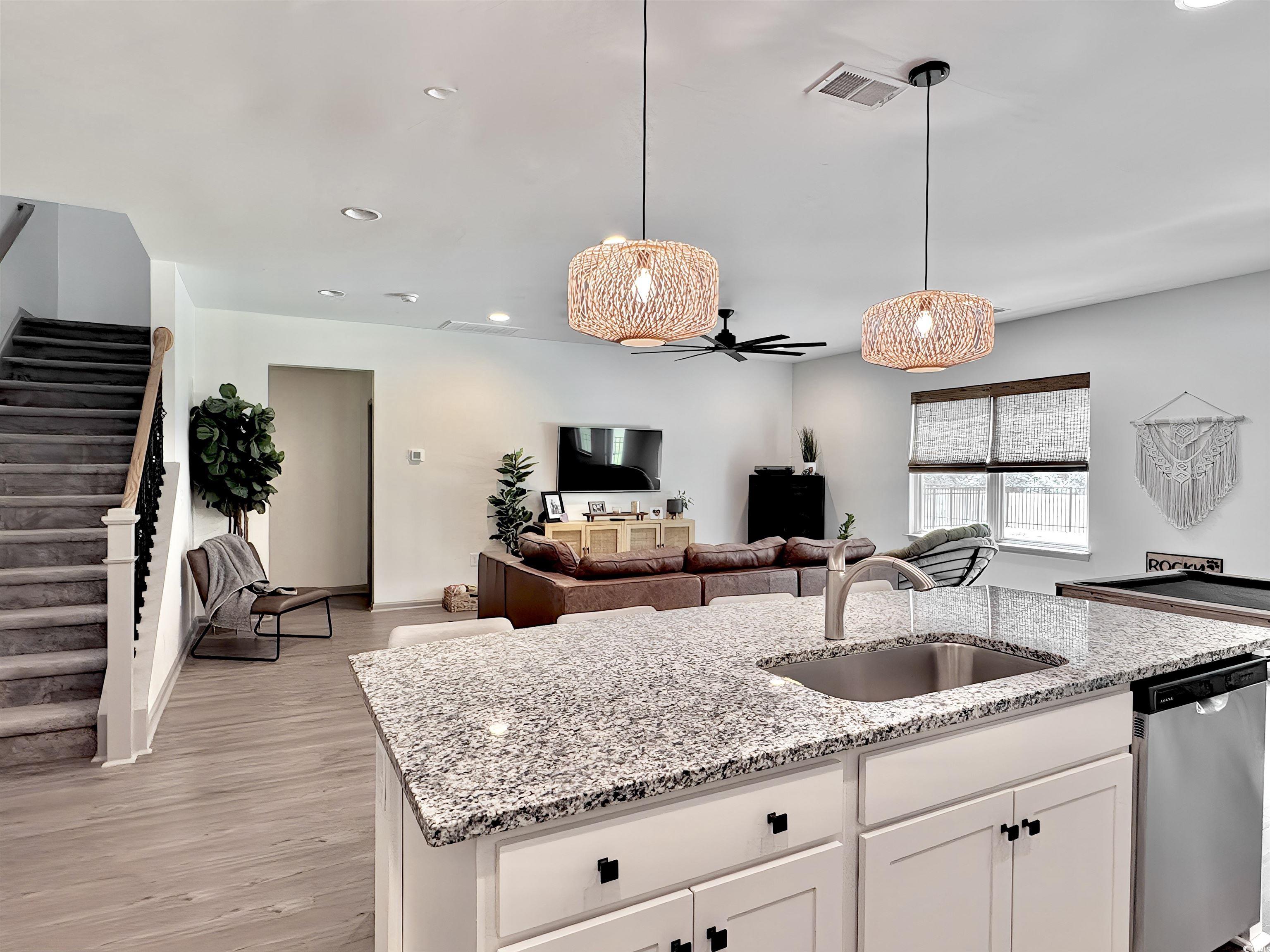 2858 Ellesmere Circle