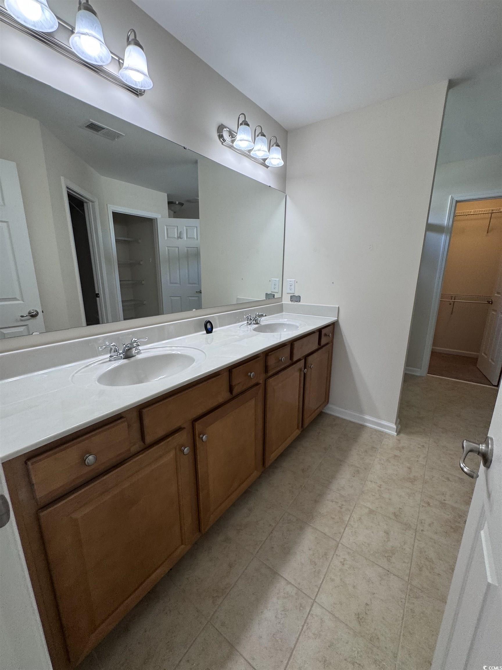 824 Sweeney Dr.