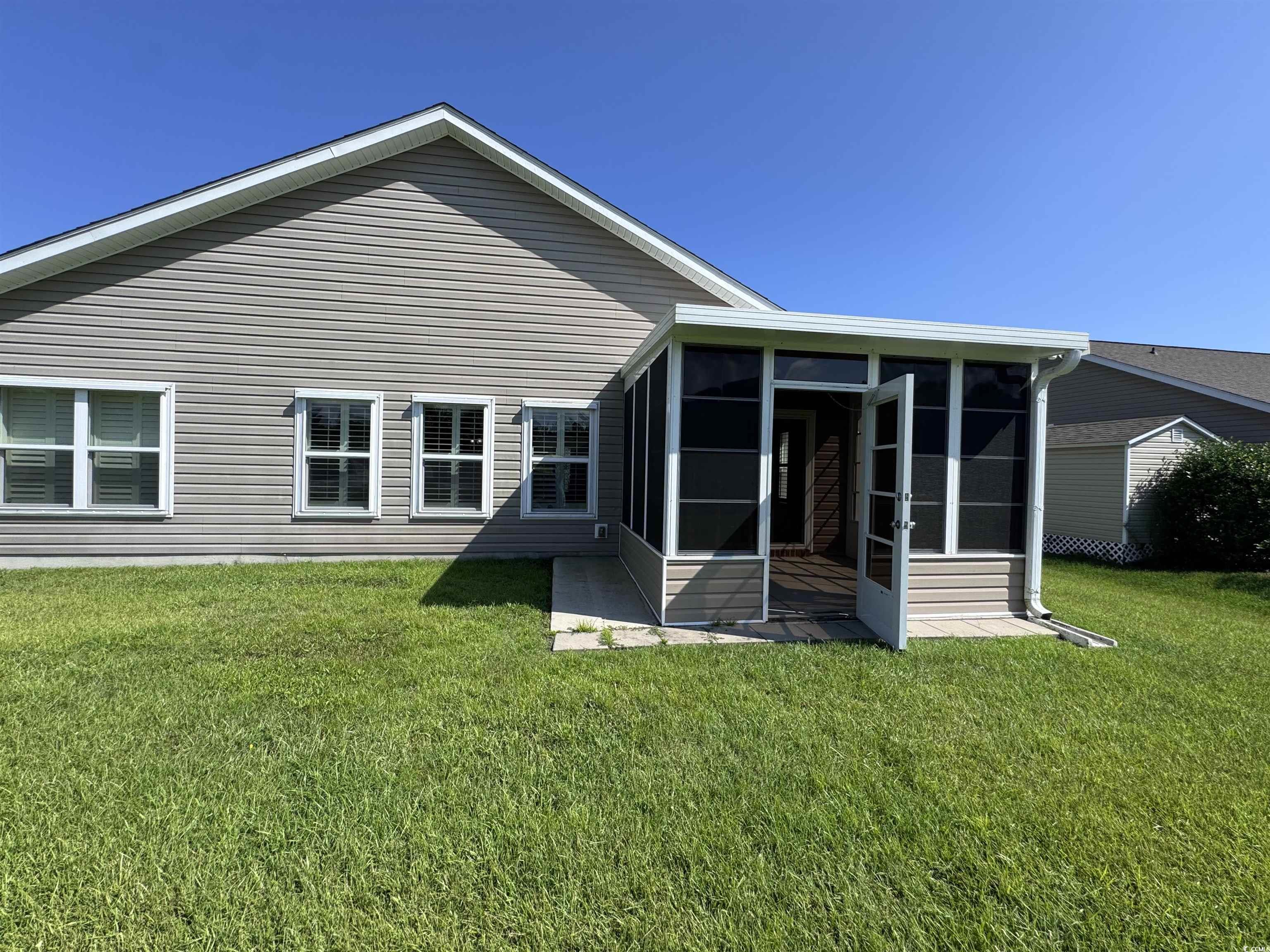 824 Sweeney Dr.
