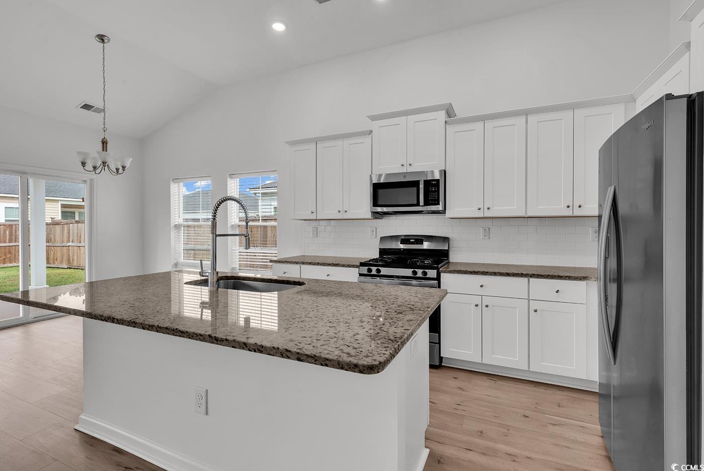 208 Craigflower Ct.