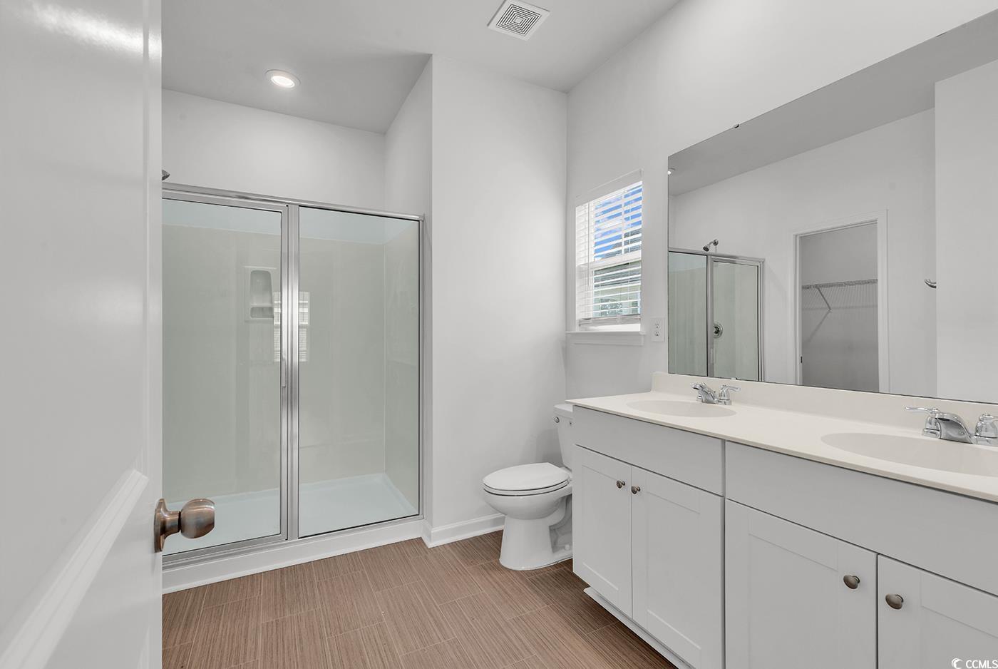 208 Craigflower Ct.