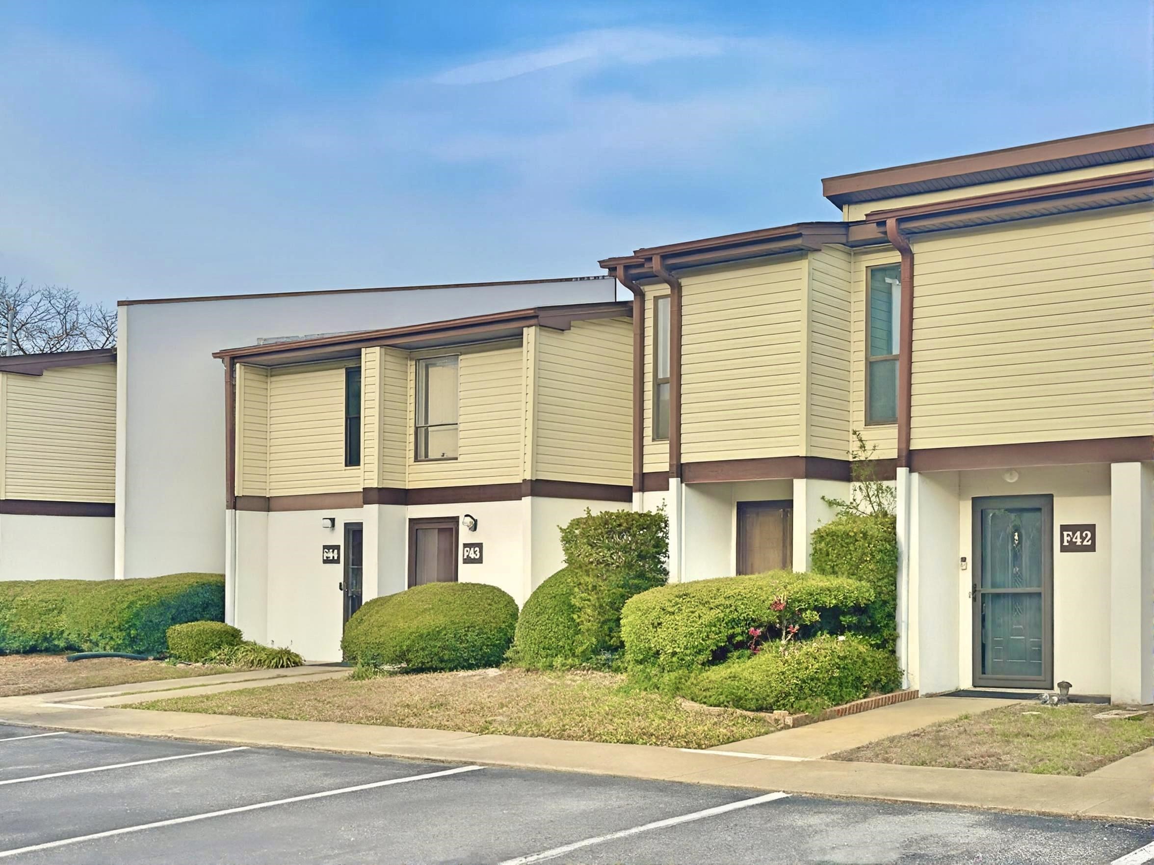 1012 Possum Trot Rd. Unit: F42
