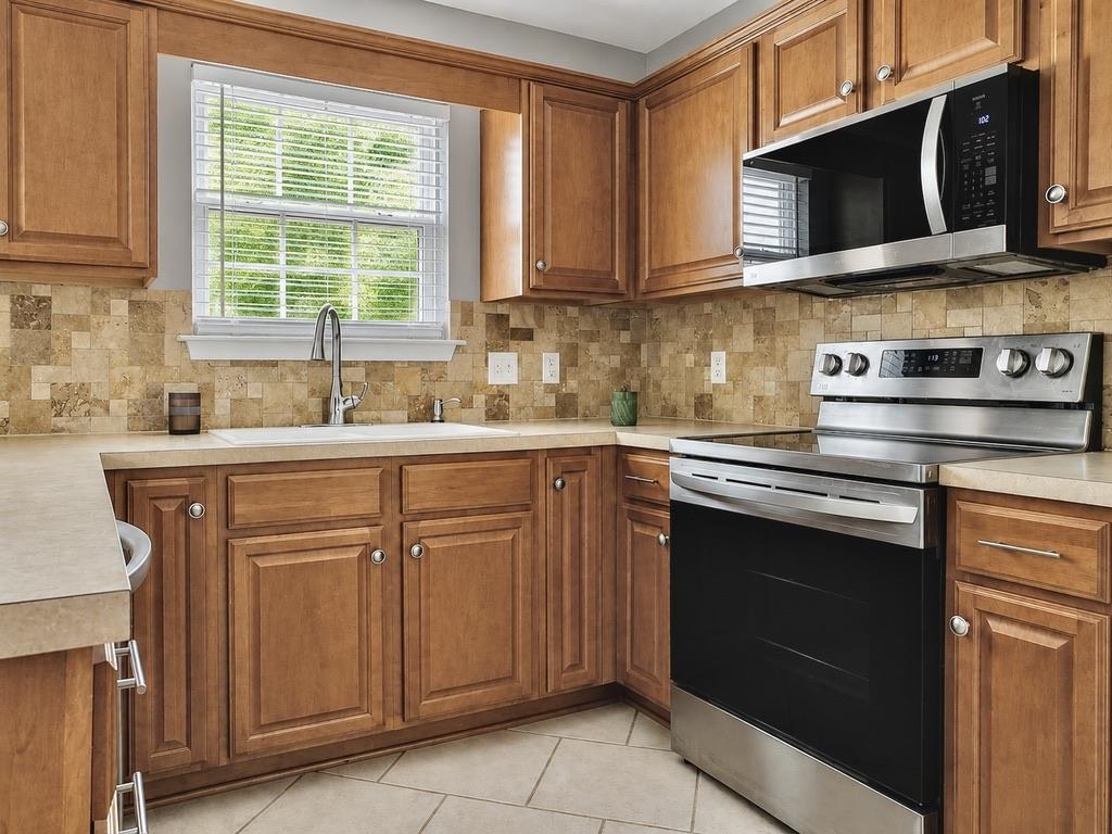 746 Pepperbush Dr.