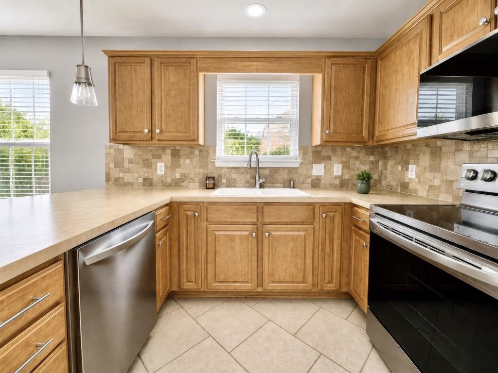 746 Pepperbush Dr.