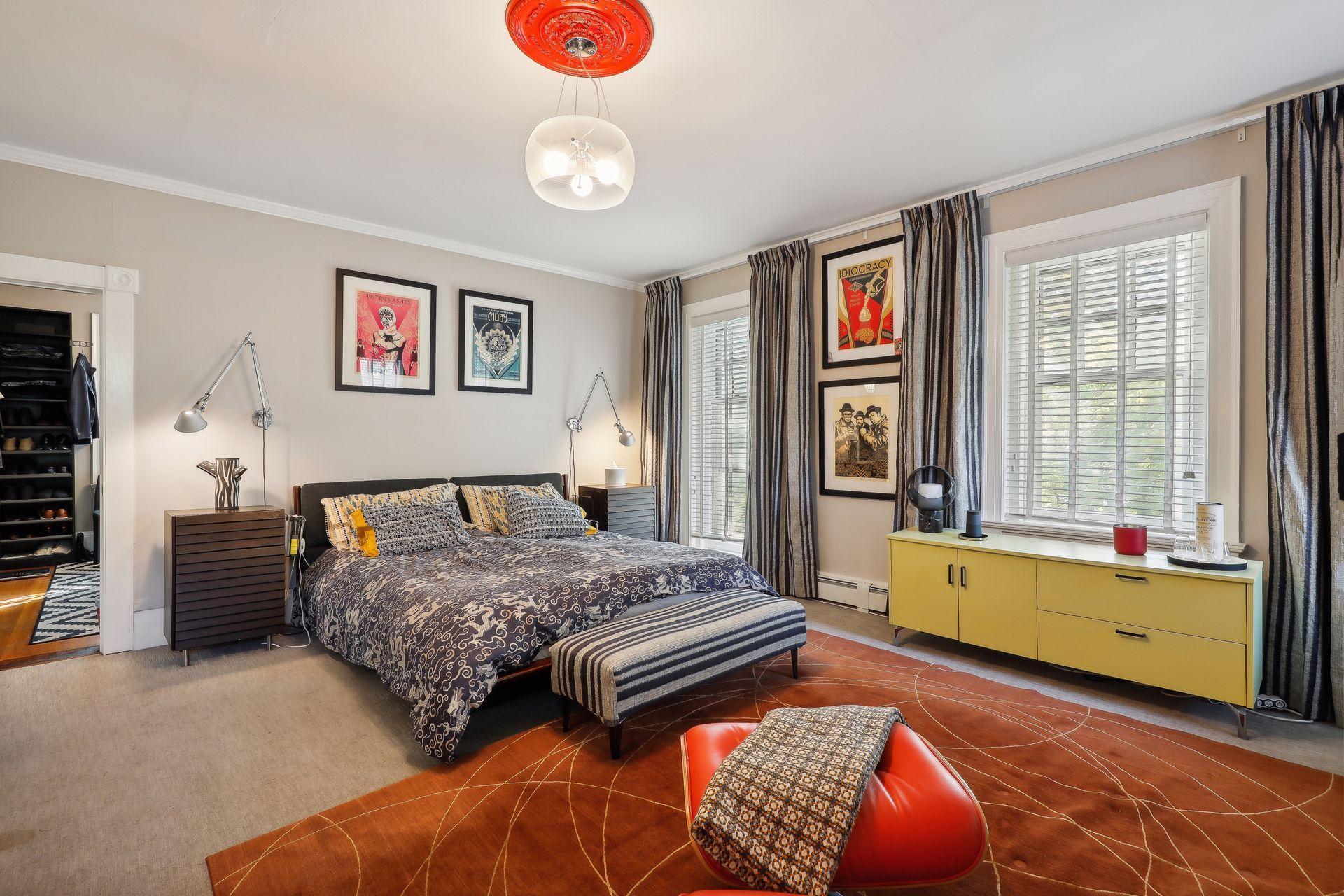 1920 Pillsbury Avenue S