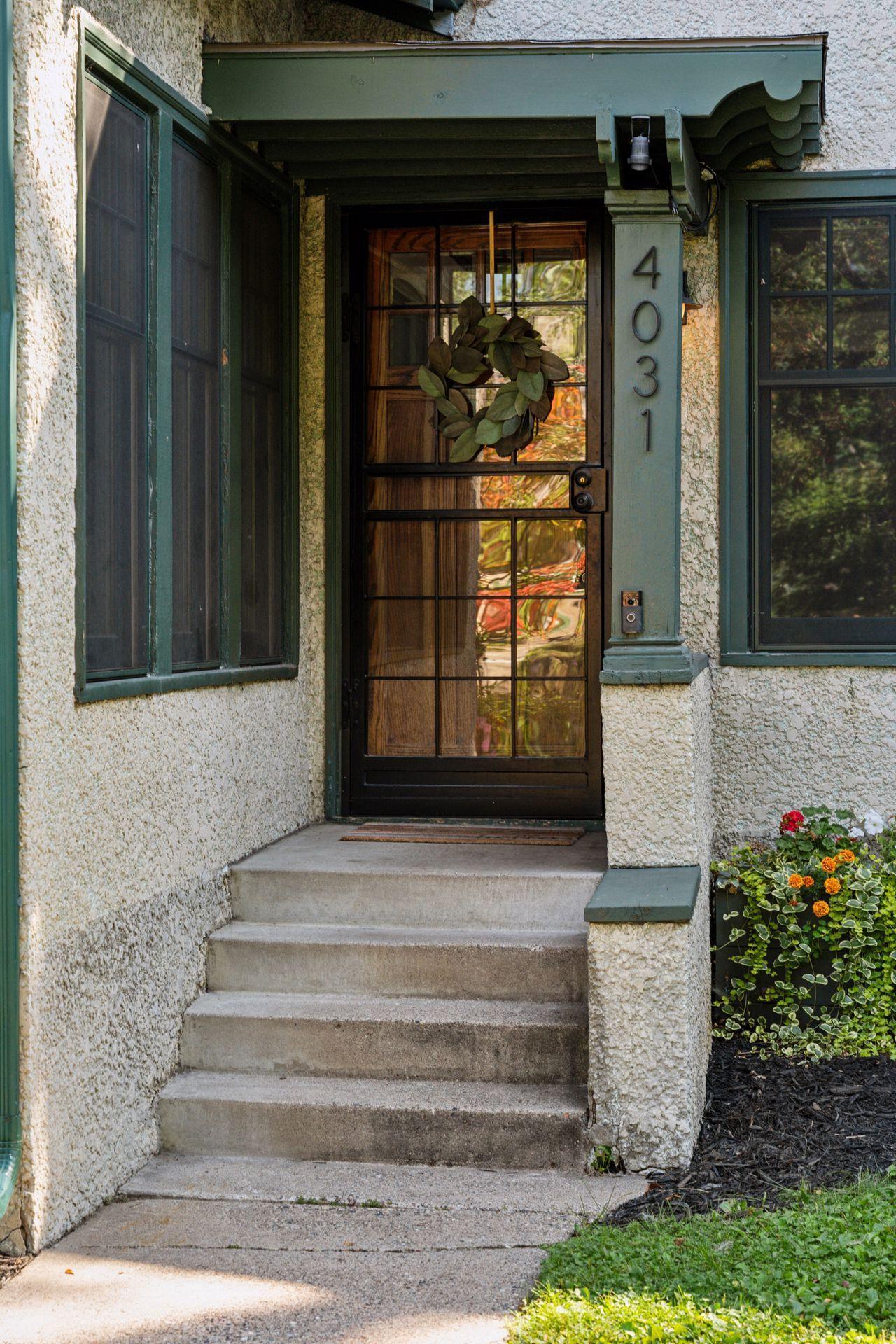 4031 Pleasant Avenue