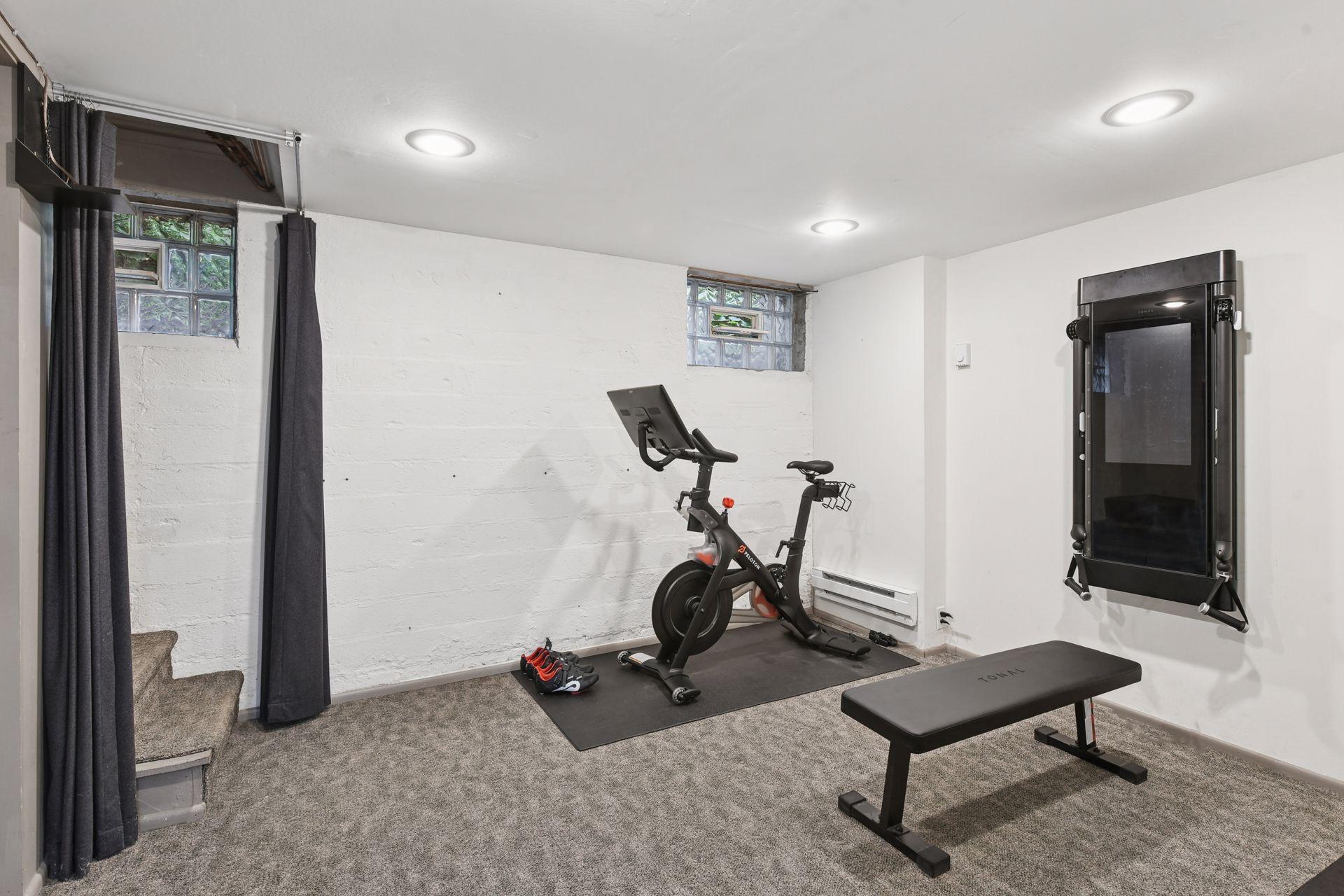 4031 Pleasant Avenue