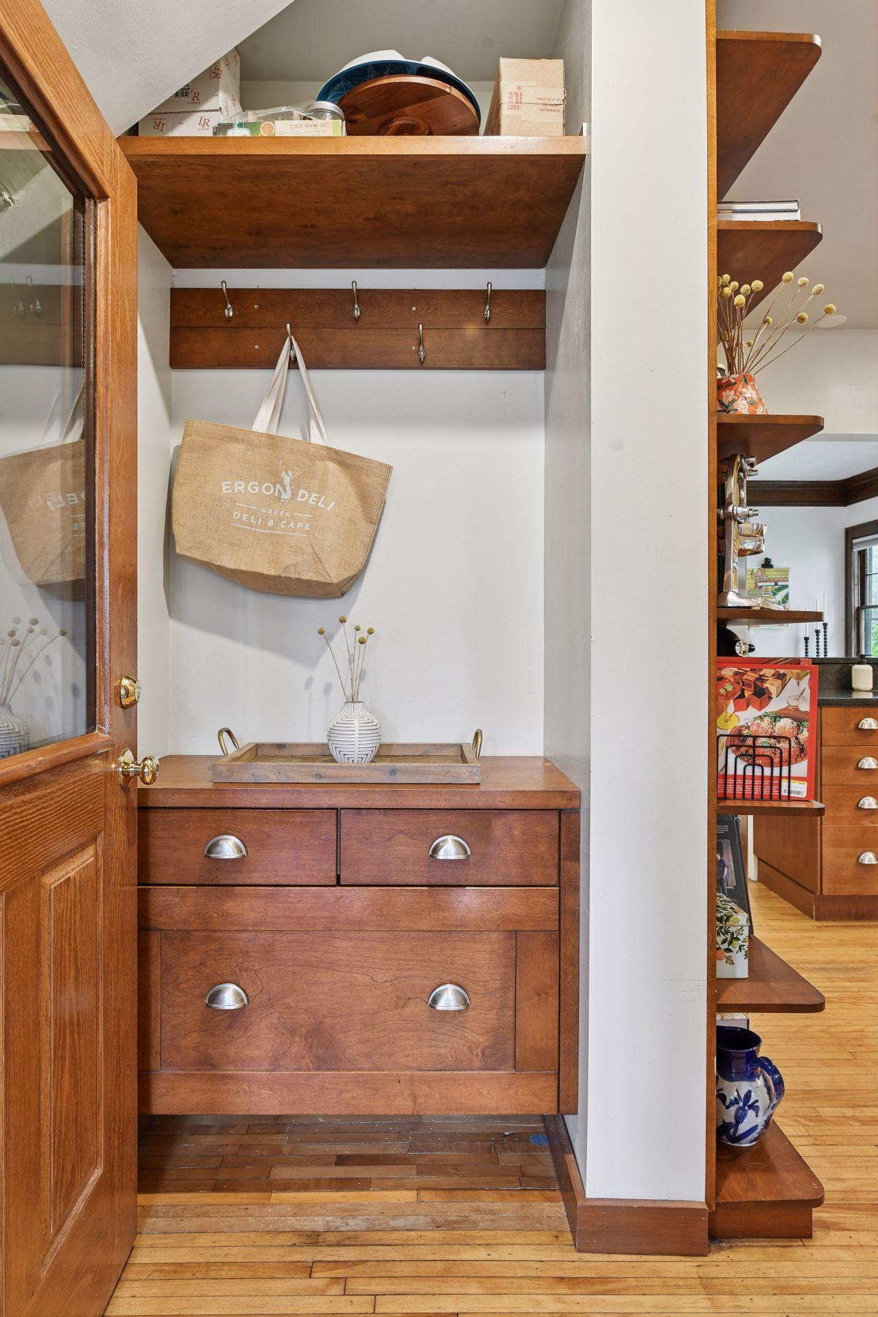 4031 Pleasant Avenue