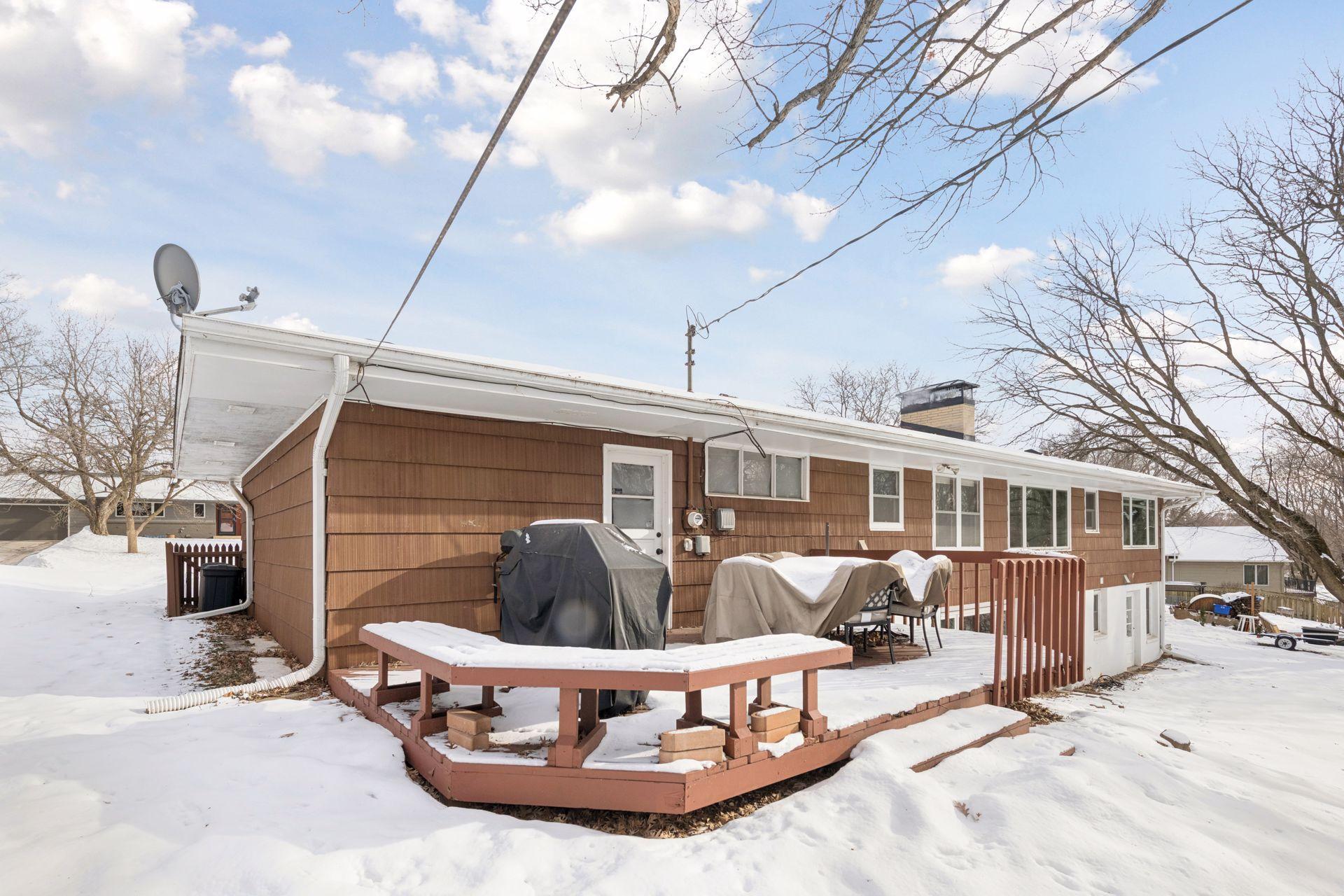 2400 Cedarwood Ridge