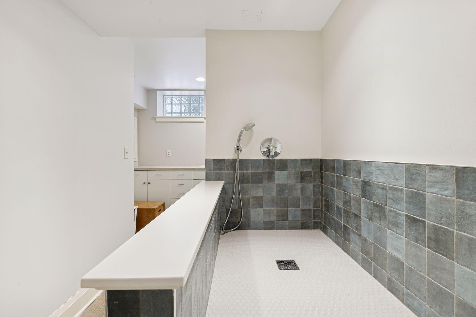 1033 Portland Avenue