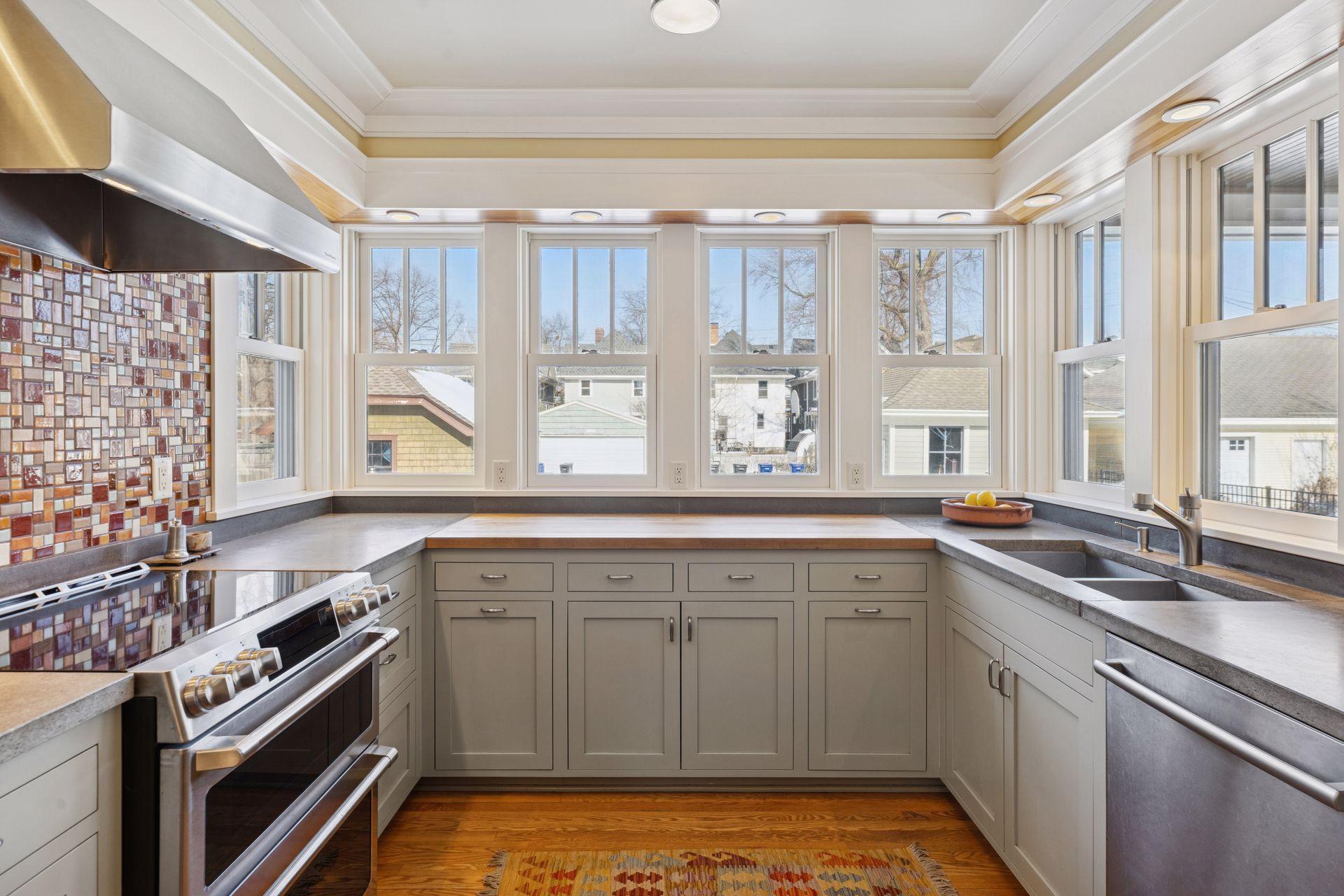 1033 Portland Avenue