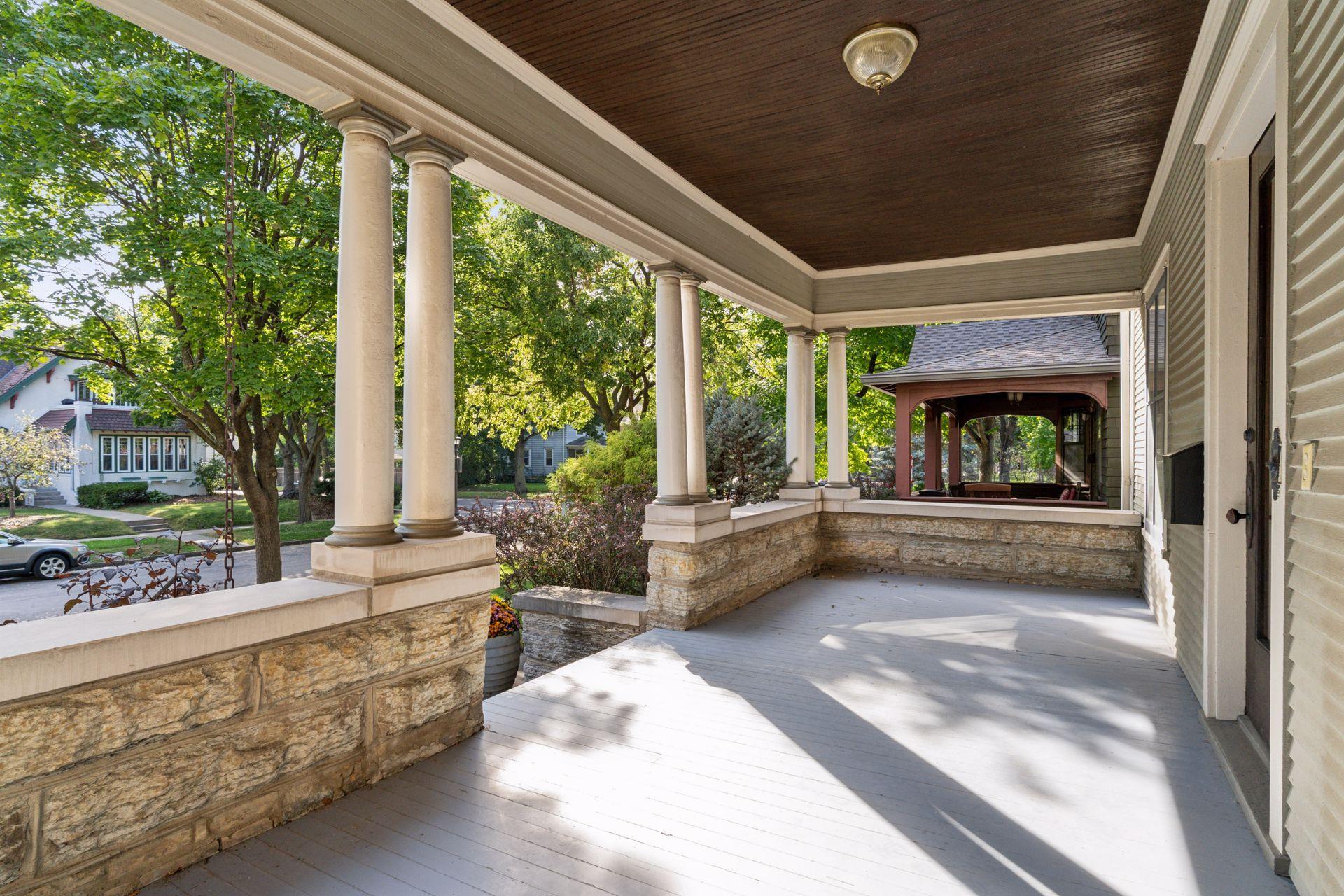 1033 Portland Avenue