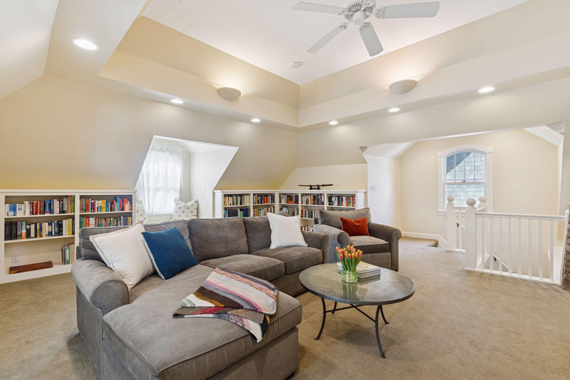 1033 Portland Avenue