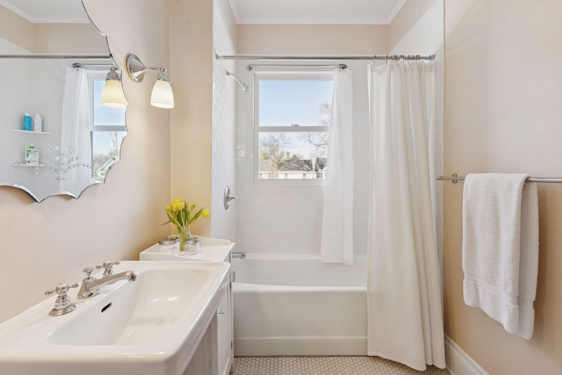 1033 Portland Avenue