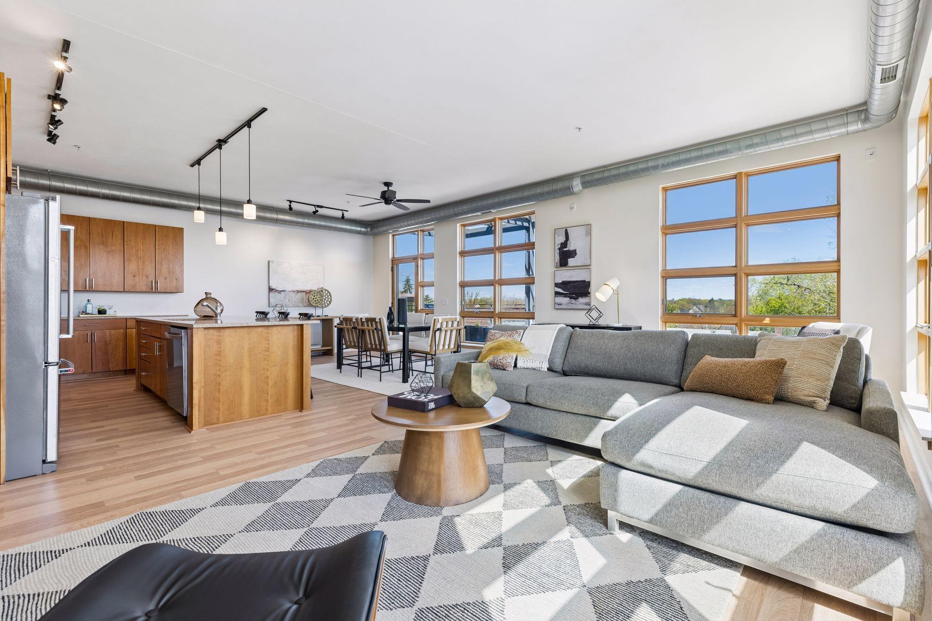 2845 Colfax Avenue S Unit: W402