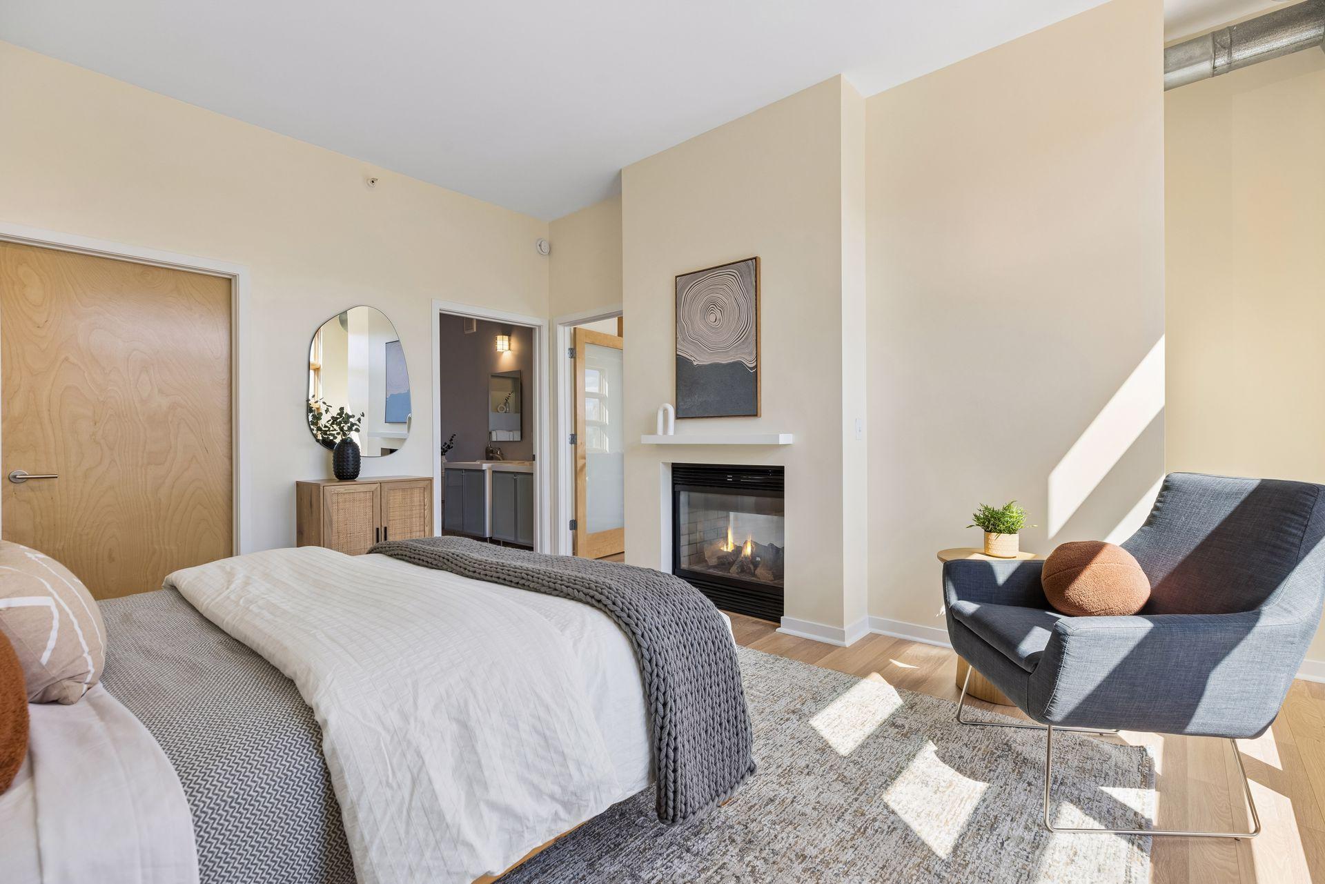 2845 Colfax Avenue S Unit: W402