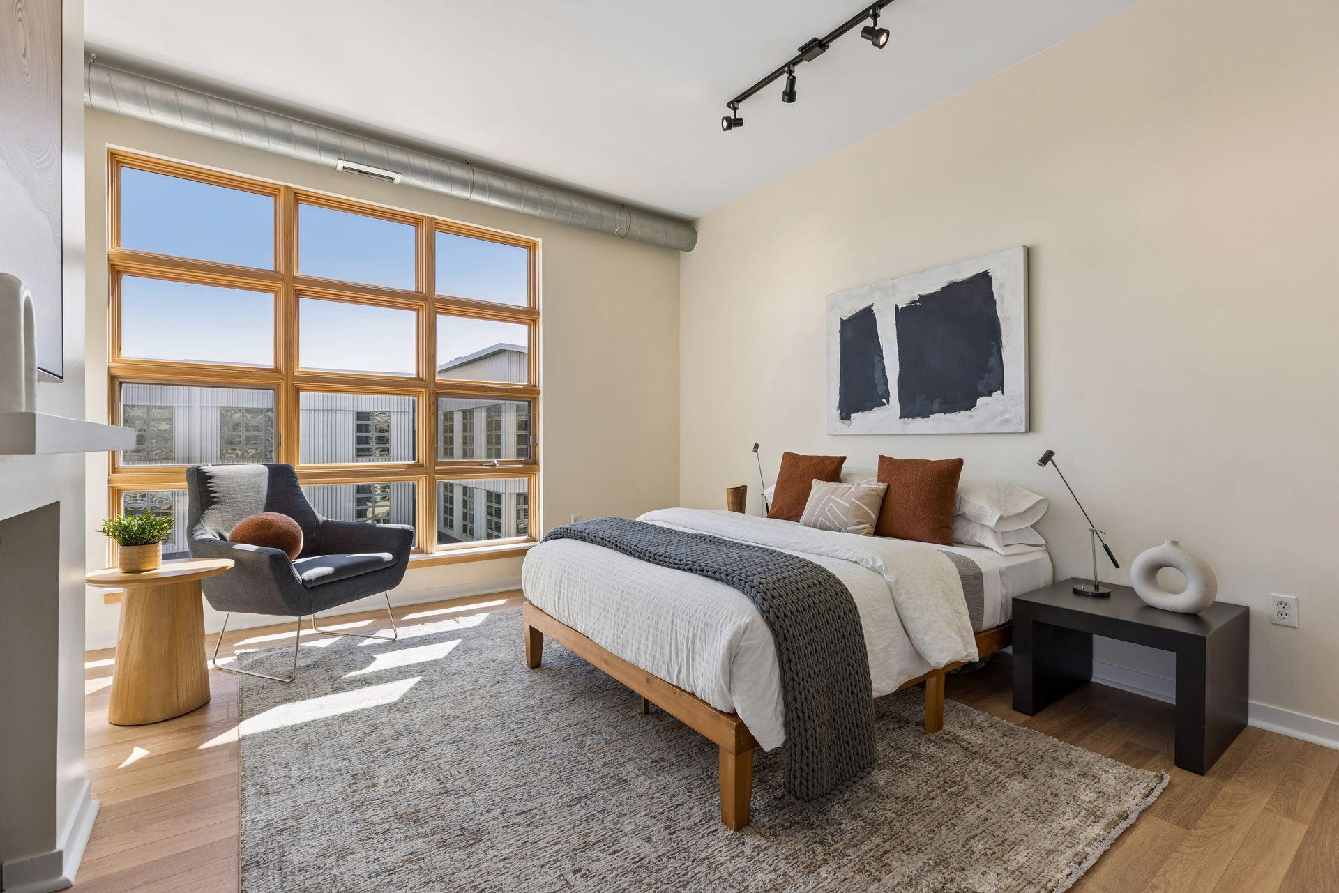 2845 Colfax Avenue S Unit: W402