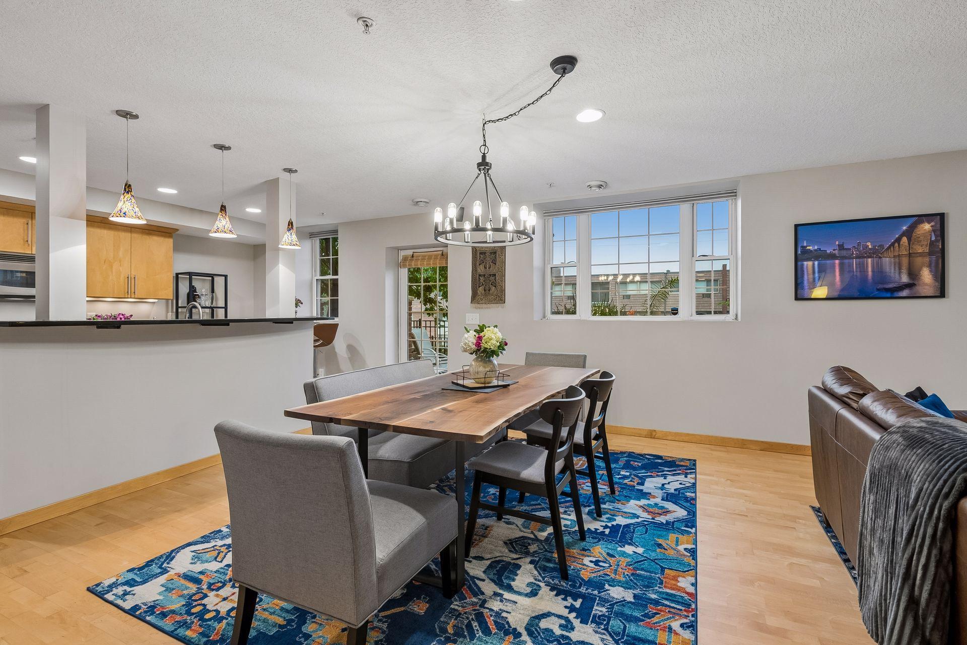 1926 Pleasant Avenue Unit: 101