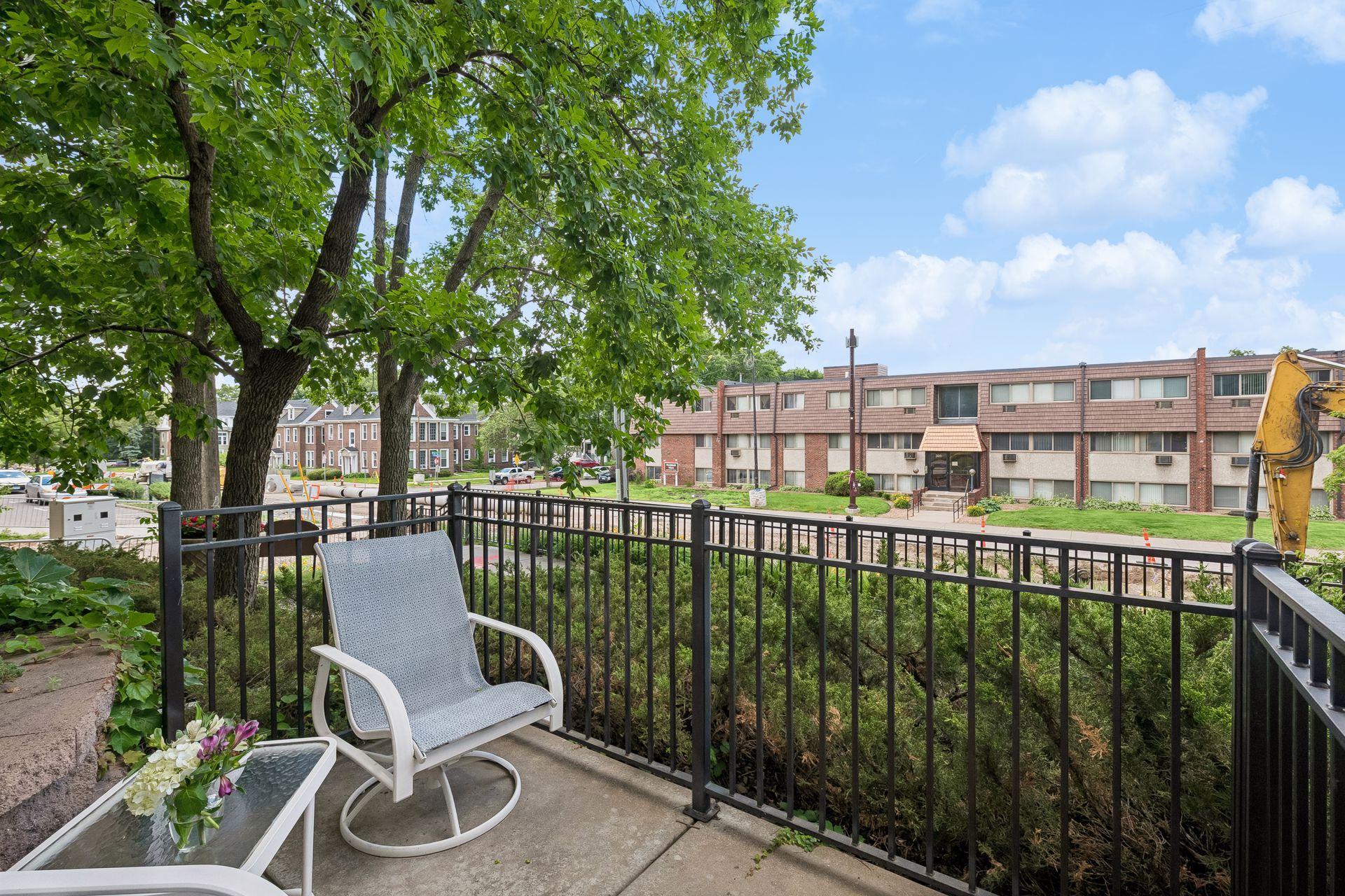1926 Pleasant Avenue Unit: 101